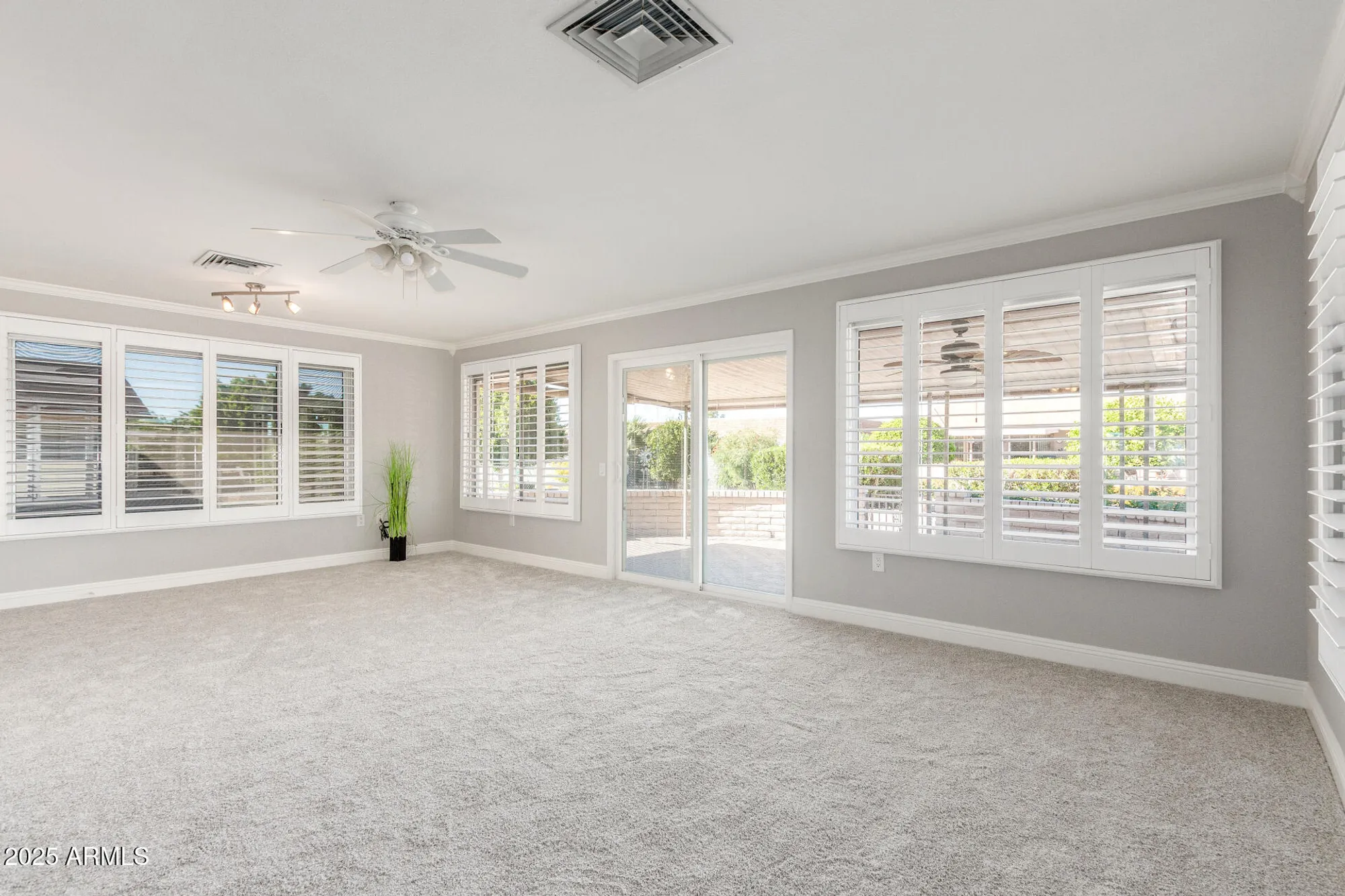 Property Slideshow image 8 of 29 | 10826 w brookside dr, Sun City, AZ, 85351