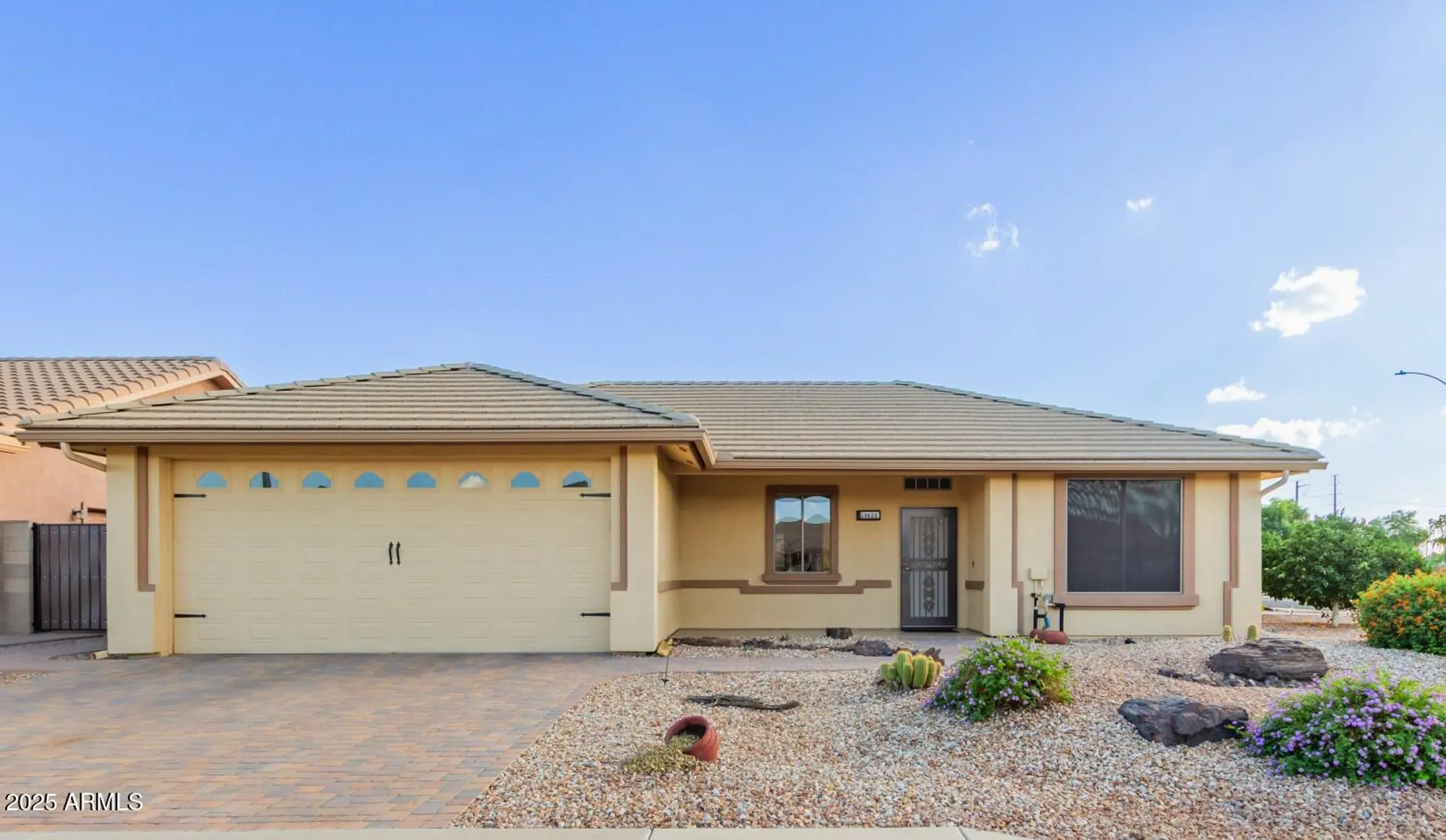Property Slideshow image 1 of 31 | 10825 e oro ave, Mesa, AZ, 85212