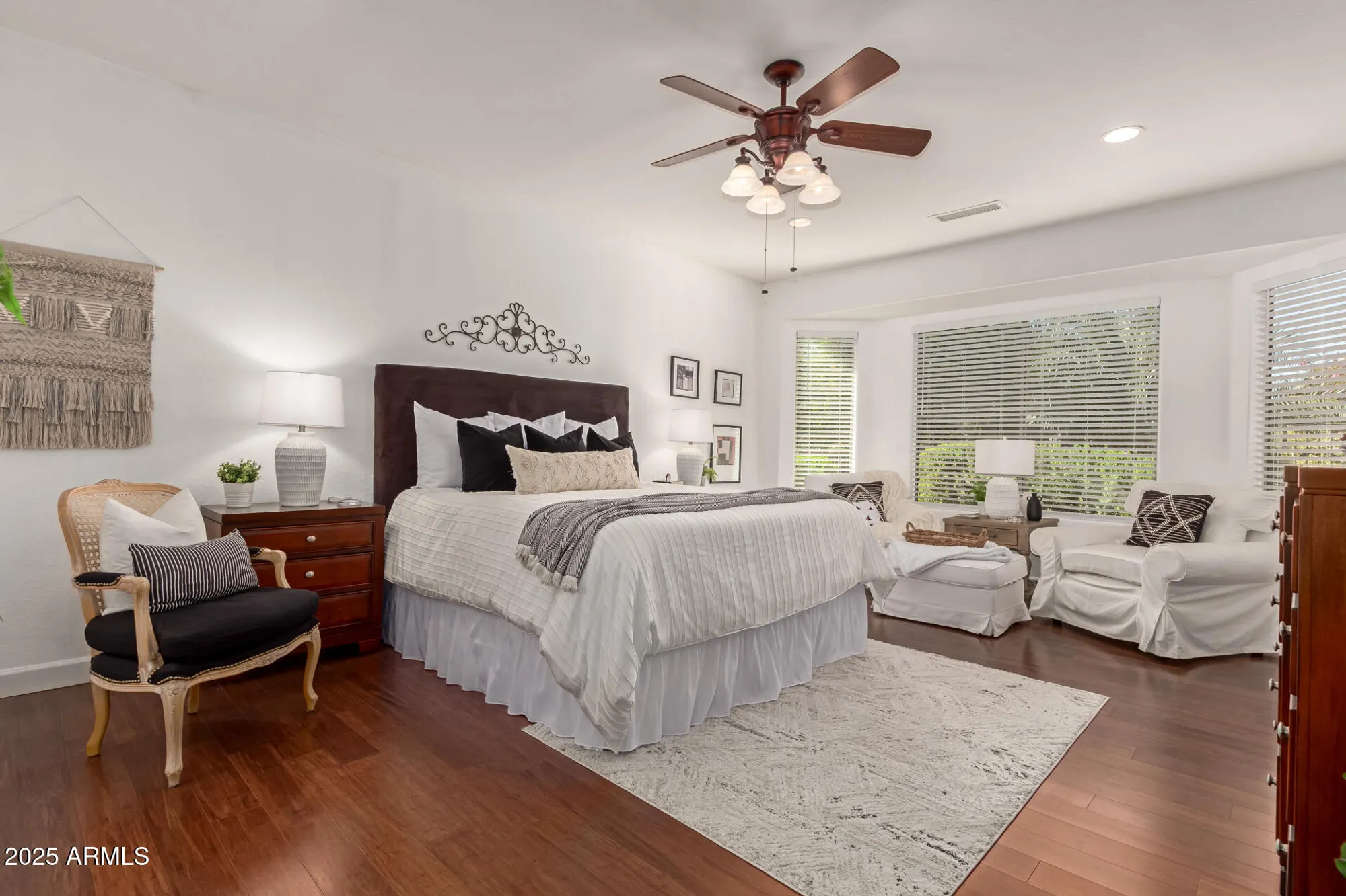 Property Slideshow image 30 of 47 | 20754 n canyon whisper dr, Surprise, AZ, 85387