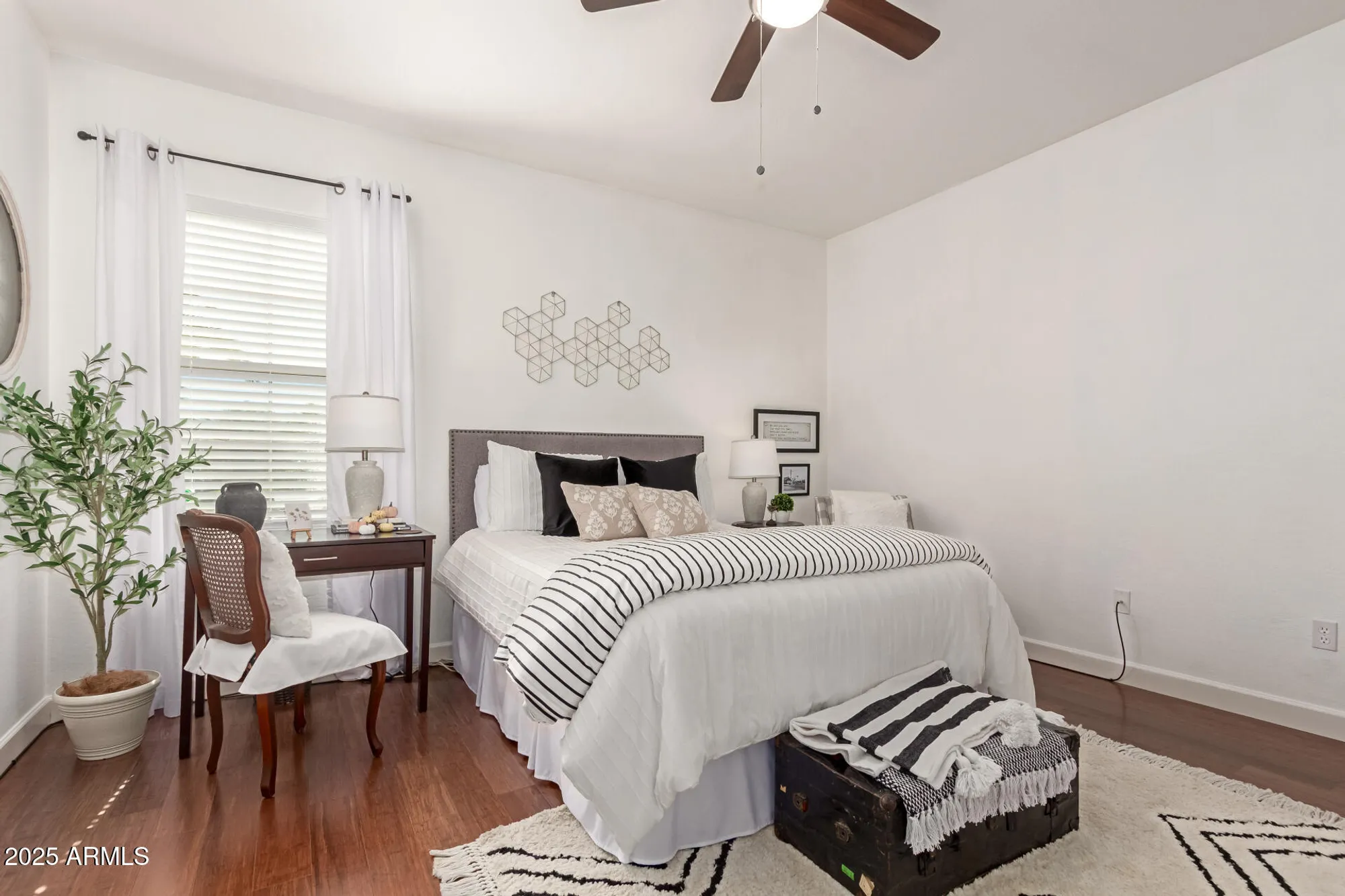 Property Slideshow image 10 of 47 | 20754 n canyon whisper dr, Surprise, AZ, 85387