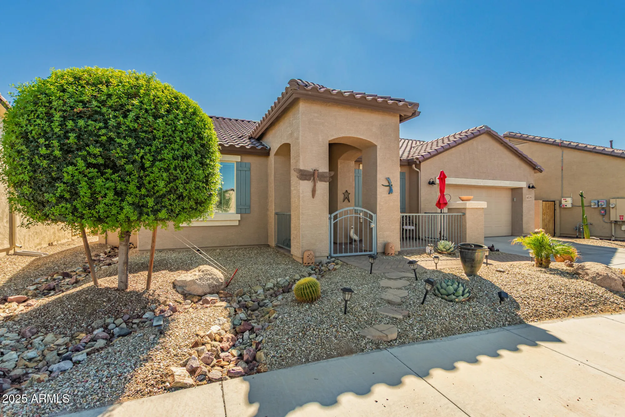 Property Slideshow image 6 of 52 | 18229 w cedarwood ln, Goodyear, AZ, 85338