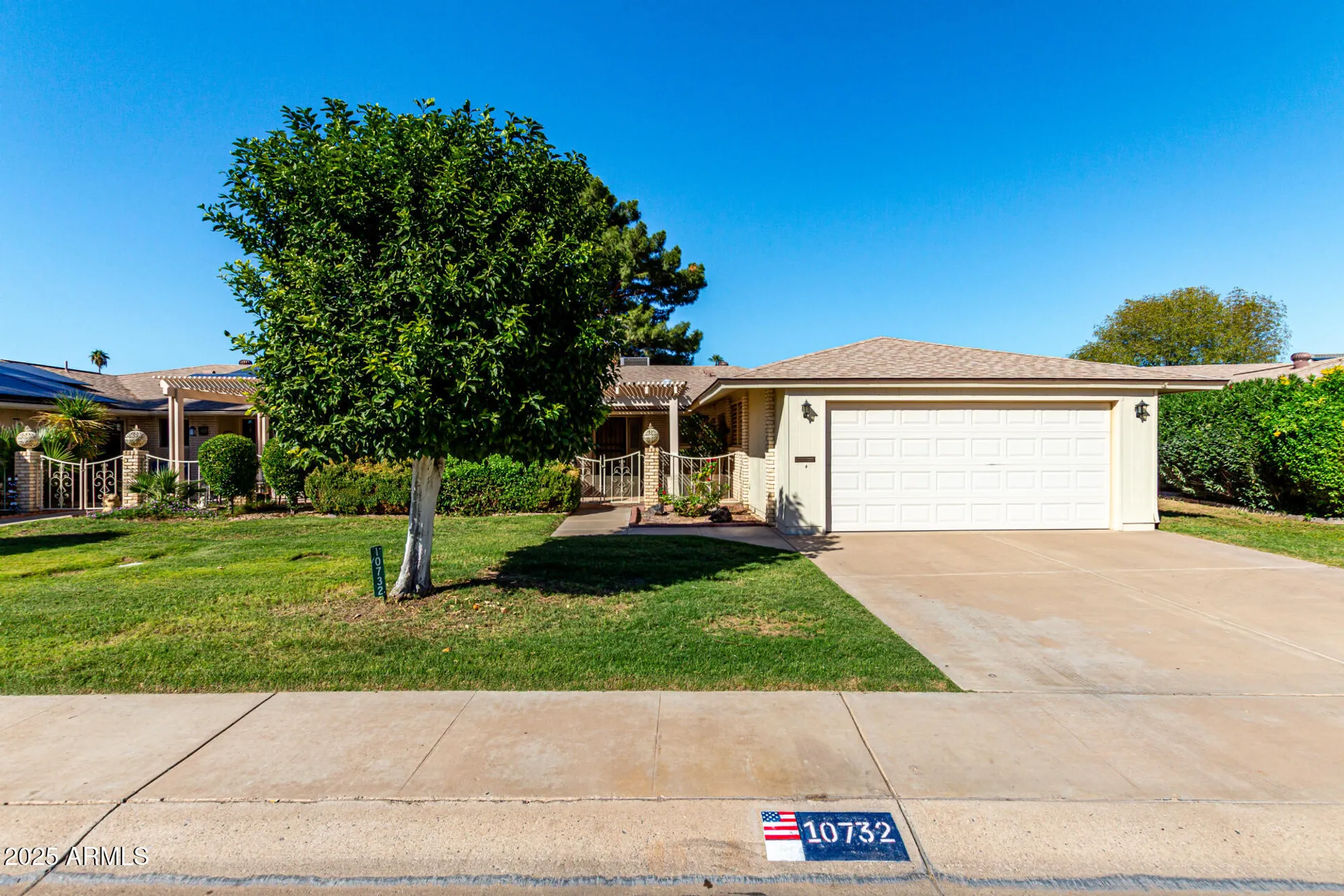 Property Slideshow image 1 of 34 | 10732 w denham dr, Sun City, AZ, 85351