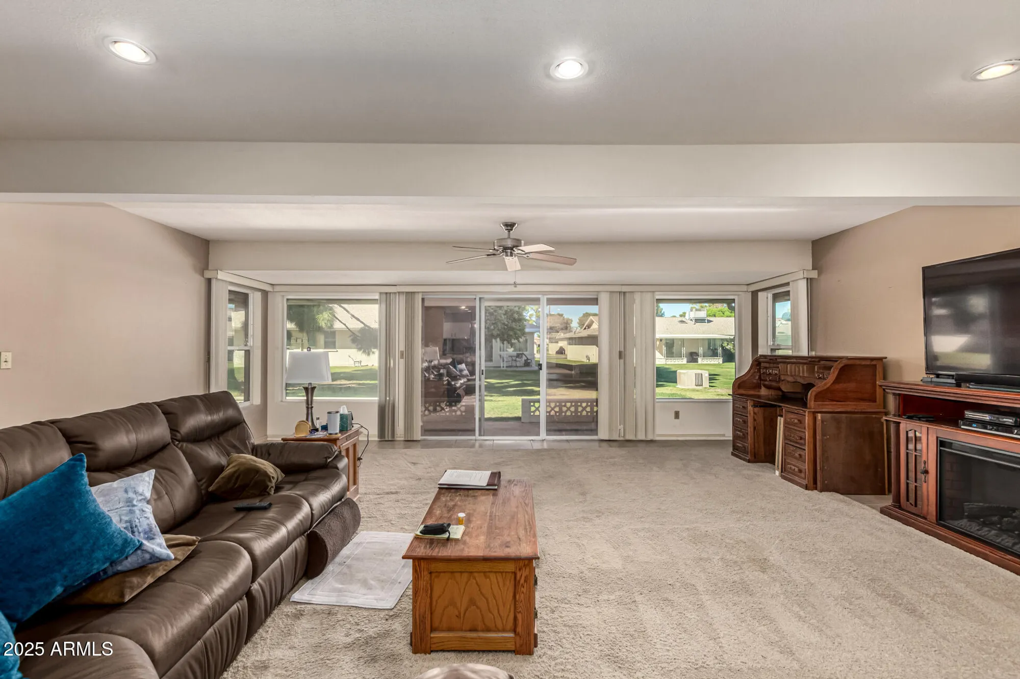 Property Slideshow image 10 of 34 | 10732 w denham dr, Sun City, AZ, 85351