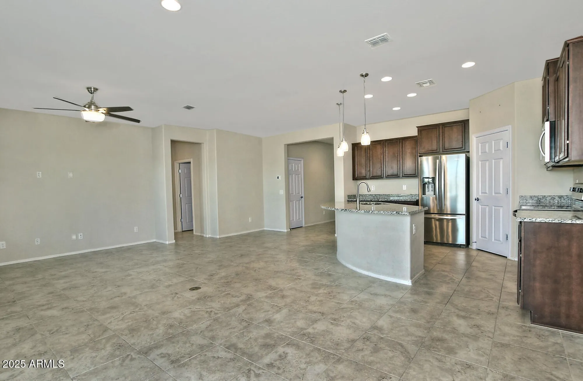 Property Slideshow image 10 of 49 | 5814 w cactus wren way, Florence, AZ, 85132