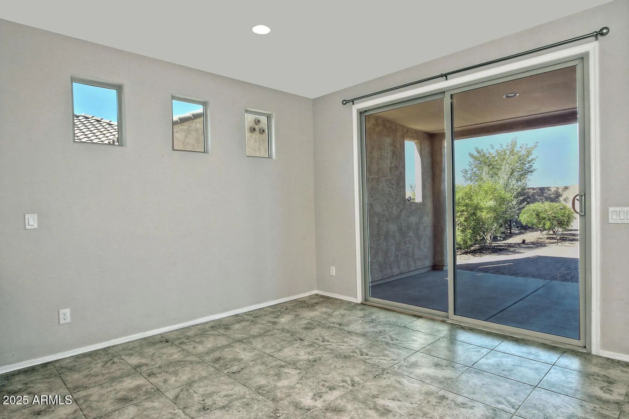 Property Slideshow image 14 of 49 | 5814 w cactus wren way, Florence, AZ, 85132