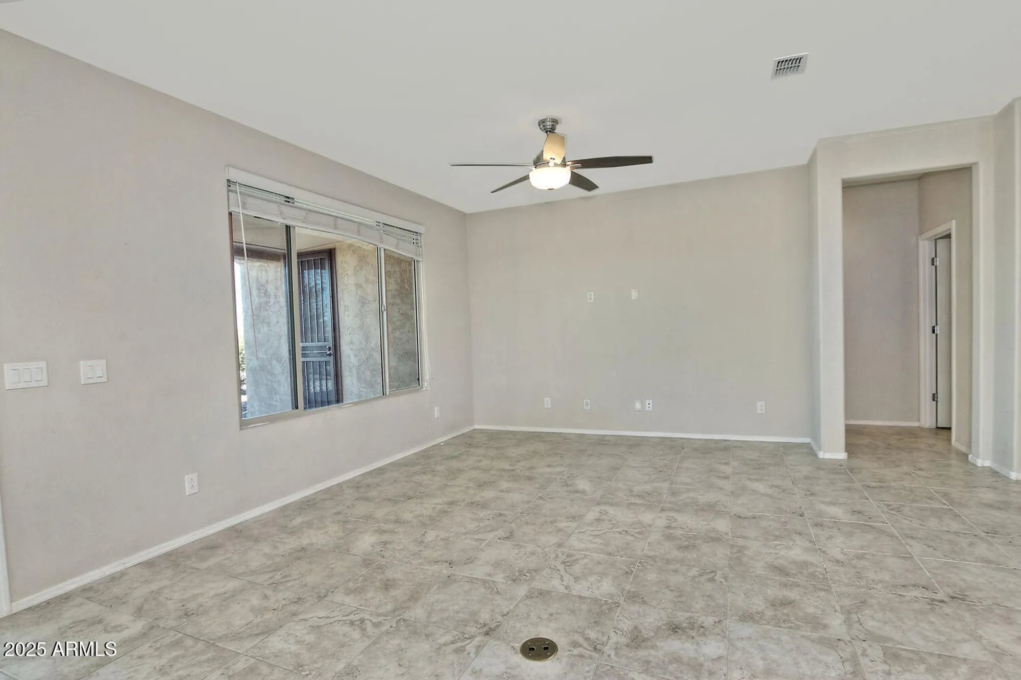 Property Slideshow image 15 of 49 | 5814 w cactus wren way, Florence, AZ, 85132