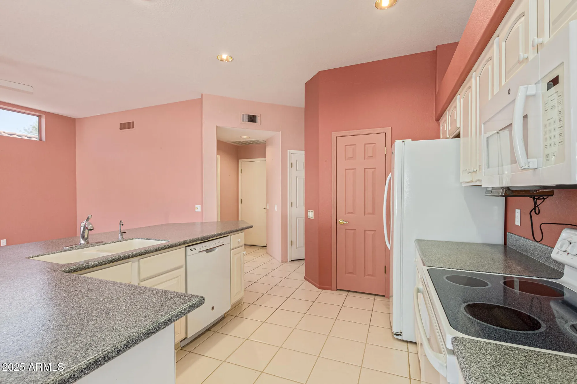 Property Slideshow image 17 of 37 | 13440 w caraway dr, Sun City West, AZ, 85375