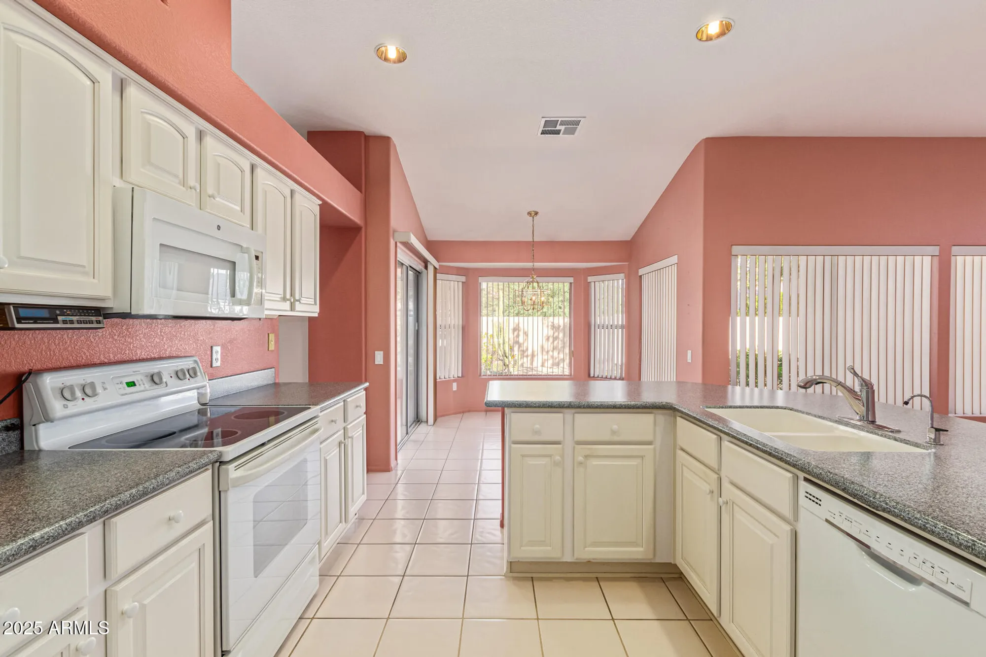 Property Slideshow image 16 of 37 | 13440 w caraway dr, Sun City West, AZ, 85375