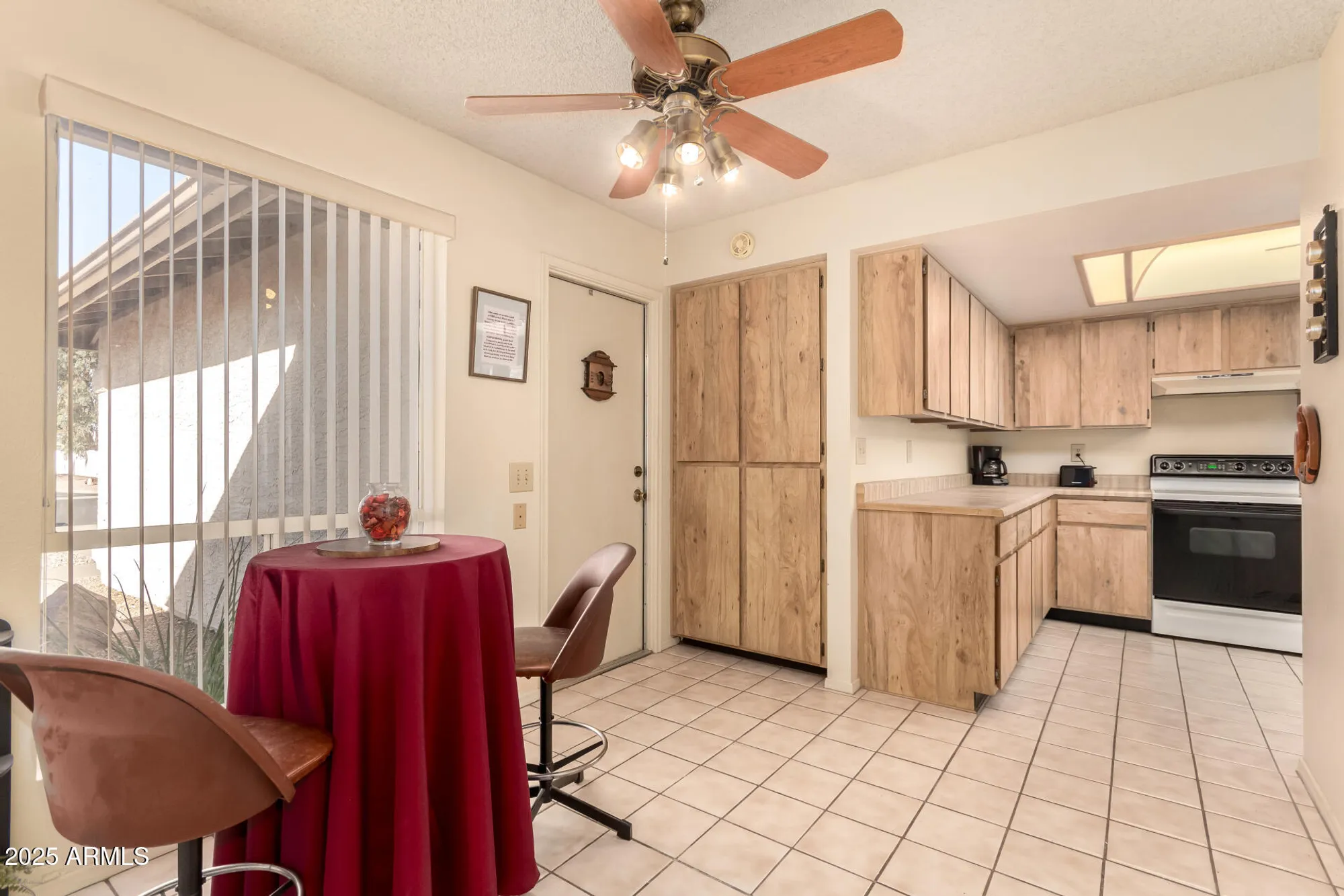 Property Slideshow image 14 of 51 | 9239 e fairway blvd, Sun Lakes, AZ, 85248
