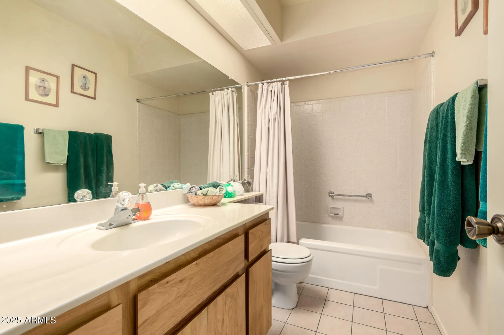 Property Slideshow image 25 of 51 | 9239 e fairway blvd, Sun Lakes, AZ, 85248