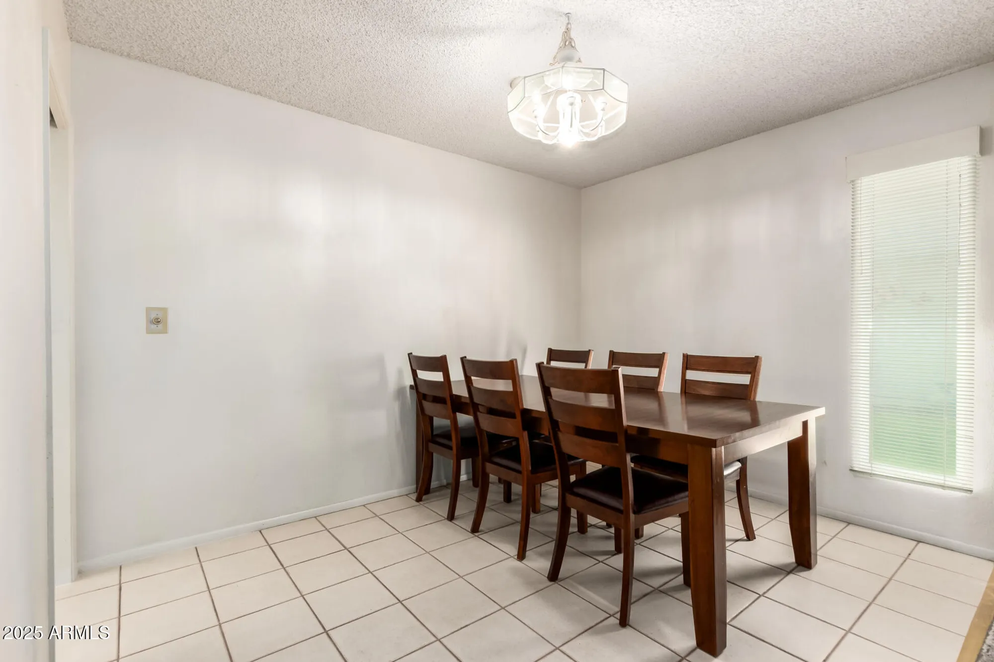 Property Slideshow image 10 of 30 | 10404 w kingswood cir, Sun City, AZ, 85351