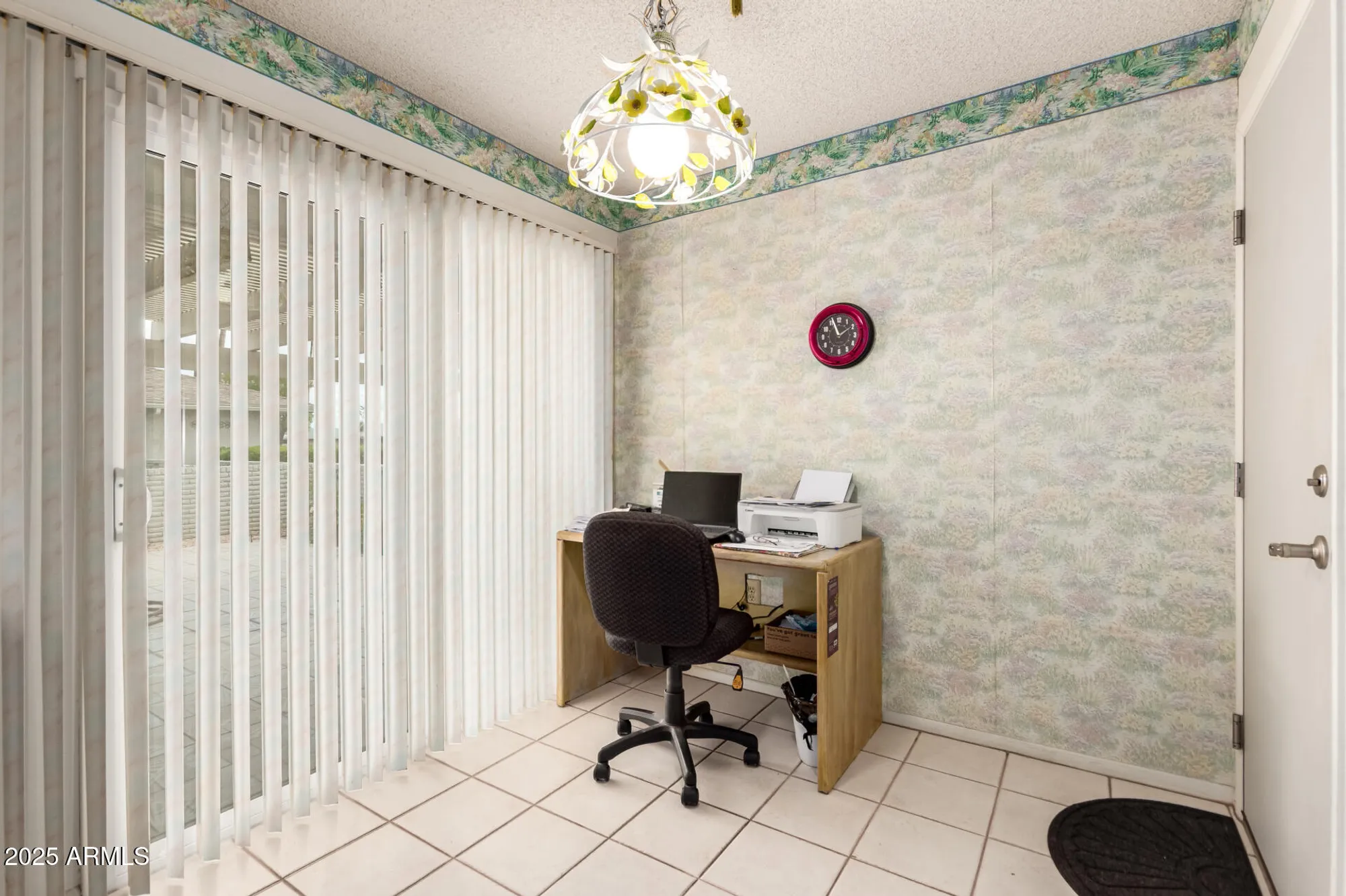 Property Slideshow image 9 of 30 | 10404 w kingswood cir, Sun City, AZ, 85351