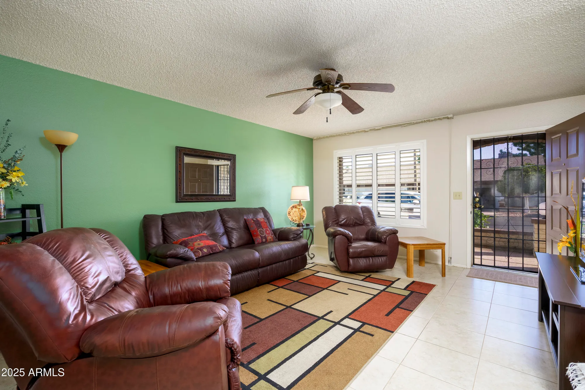 Property Slideshow image 3 of 12 | 2064 s farnsworth dr 73, Mesa, AZ, 85209