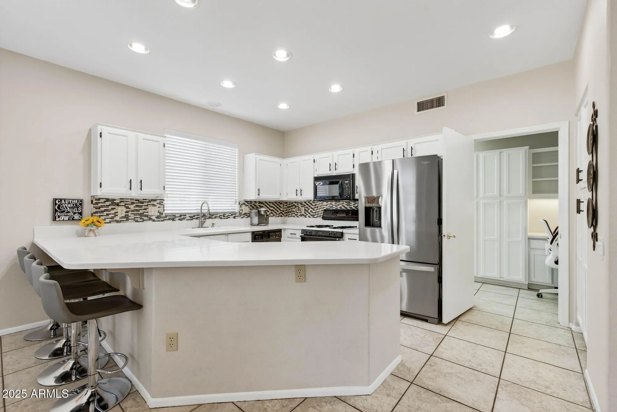 Property Slideshow image 17 of 54 | 22010 n mirage ln, Sun City West, AZ, 85375