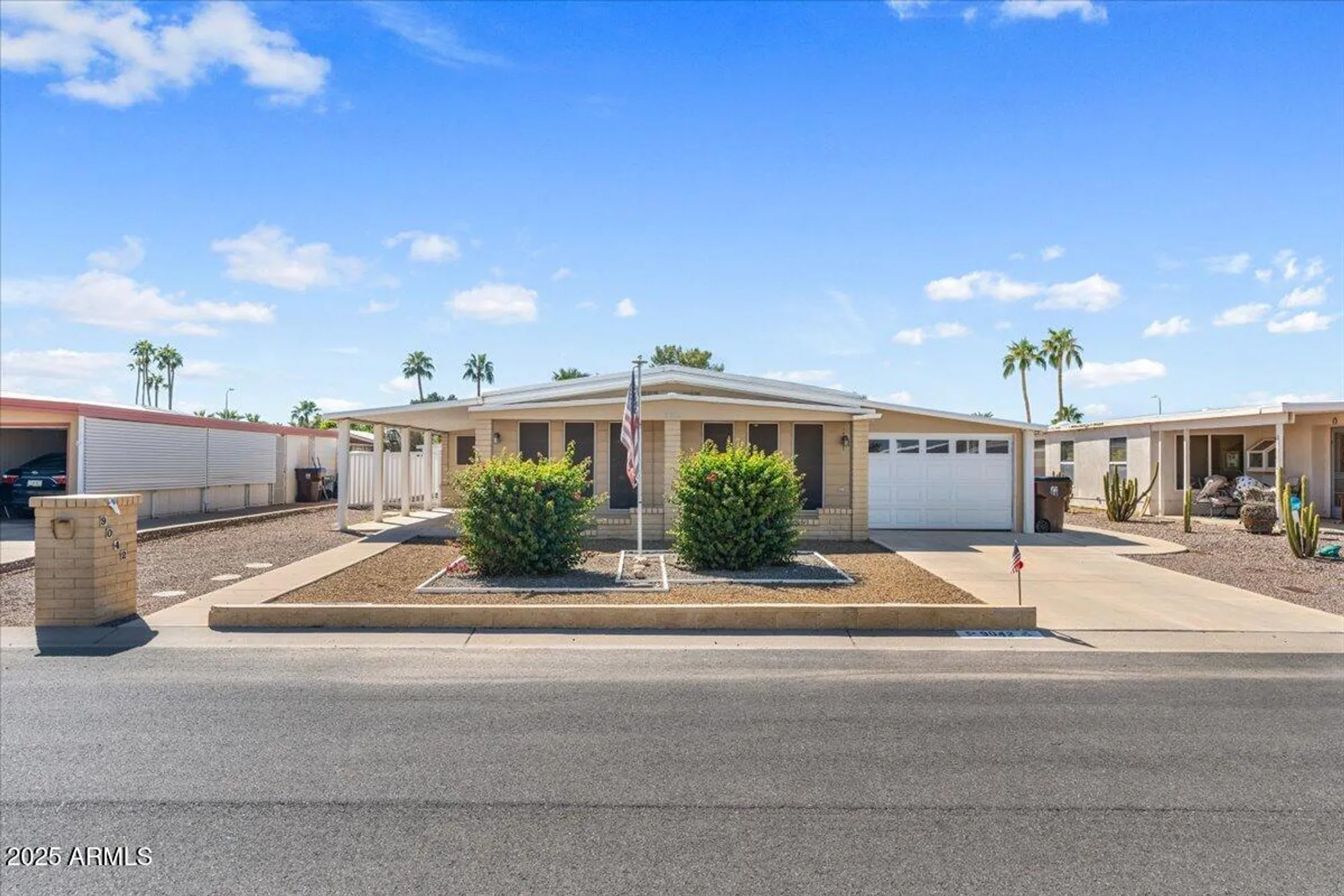 Property Slideshow image 1 of 41 | 9042 e olive ln, Sun Lakes, AZ, 85248