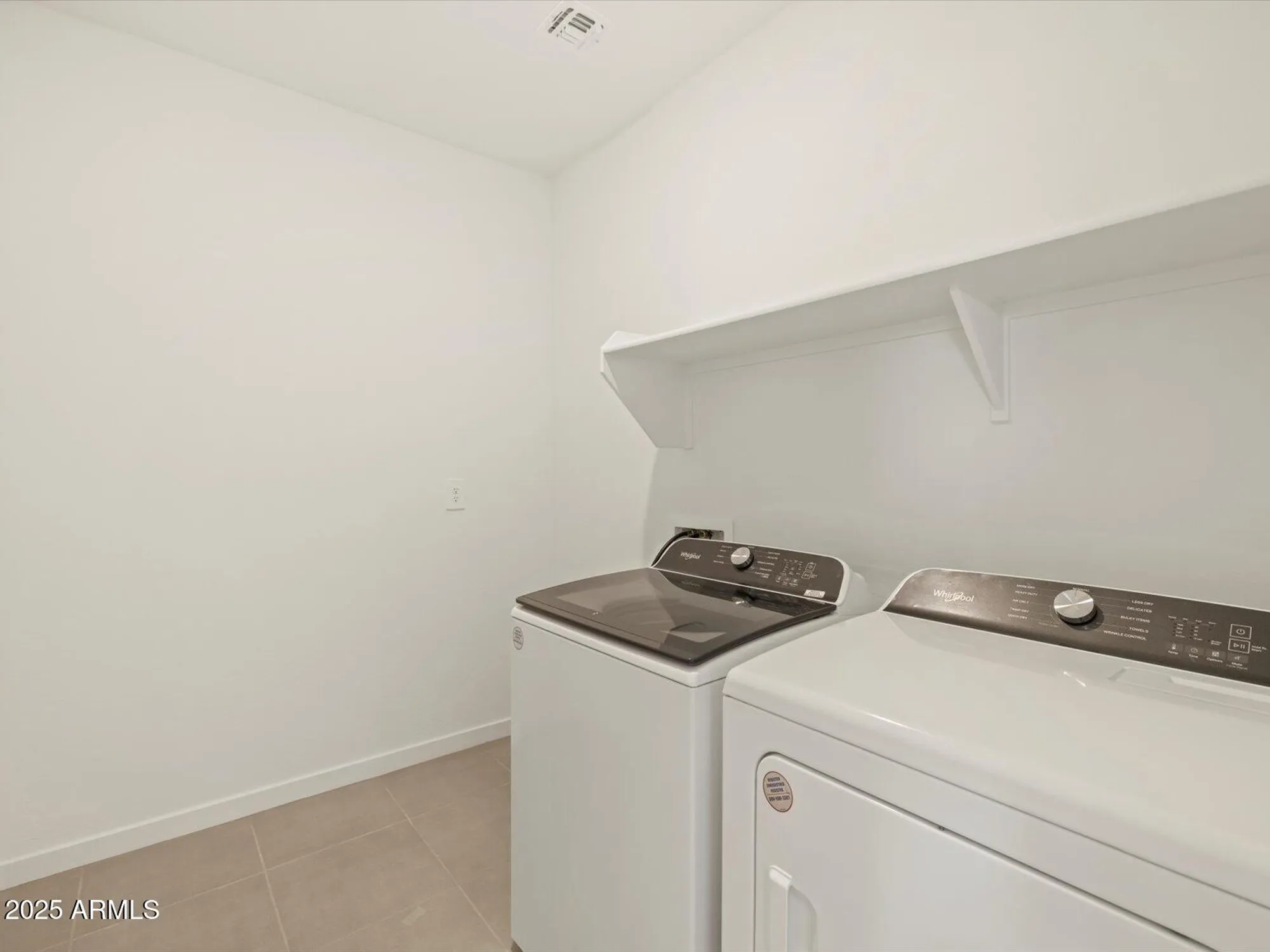 Property Slideshow image 8 of 85 | 8531 w yorktown ct, Florence, AZ, 85132