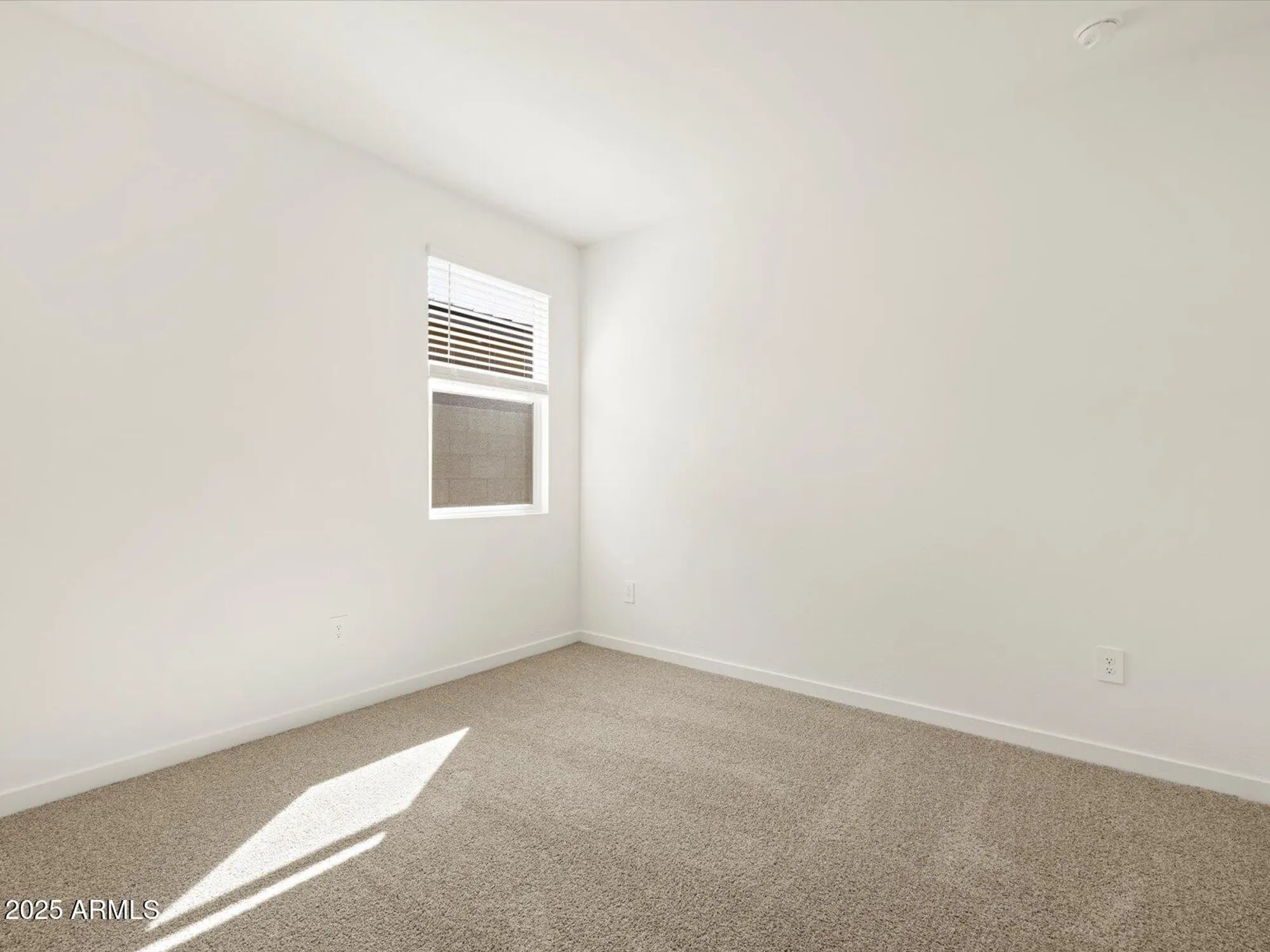 Property Slideshow image 14 of 85 | 8531 w yorktown ct, Florence, AZ, 85132