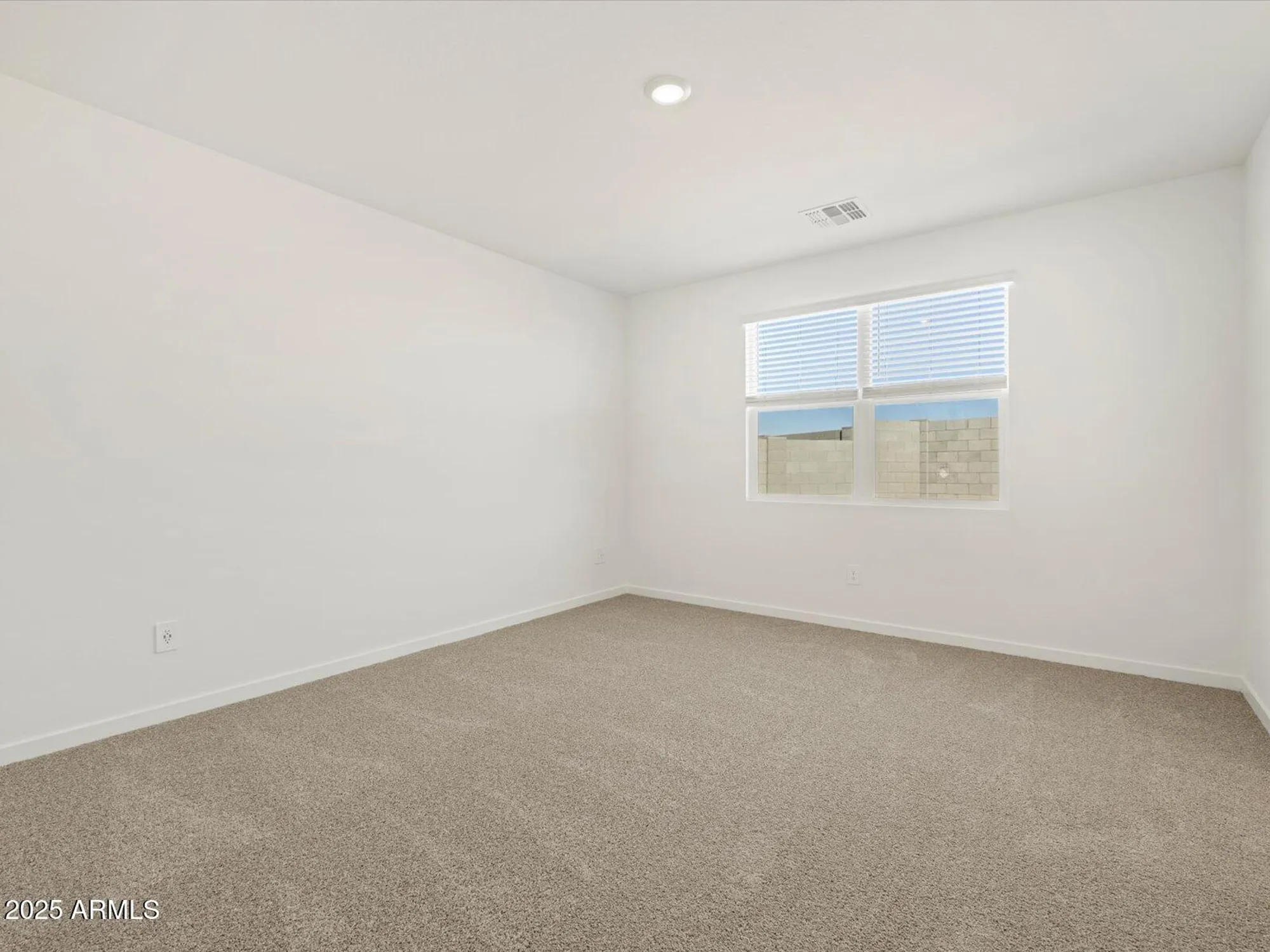 Property Slideshow image 18 of 85 | 8531 w yorktown ct, Florence, AZ, 85132