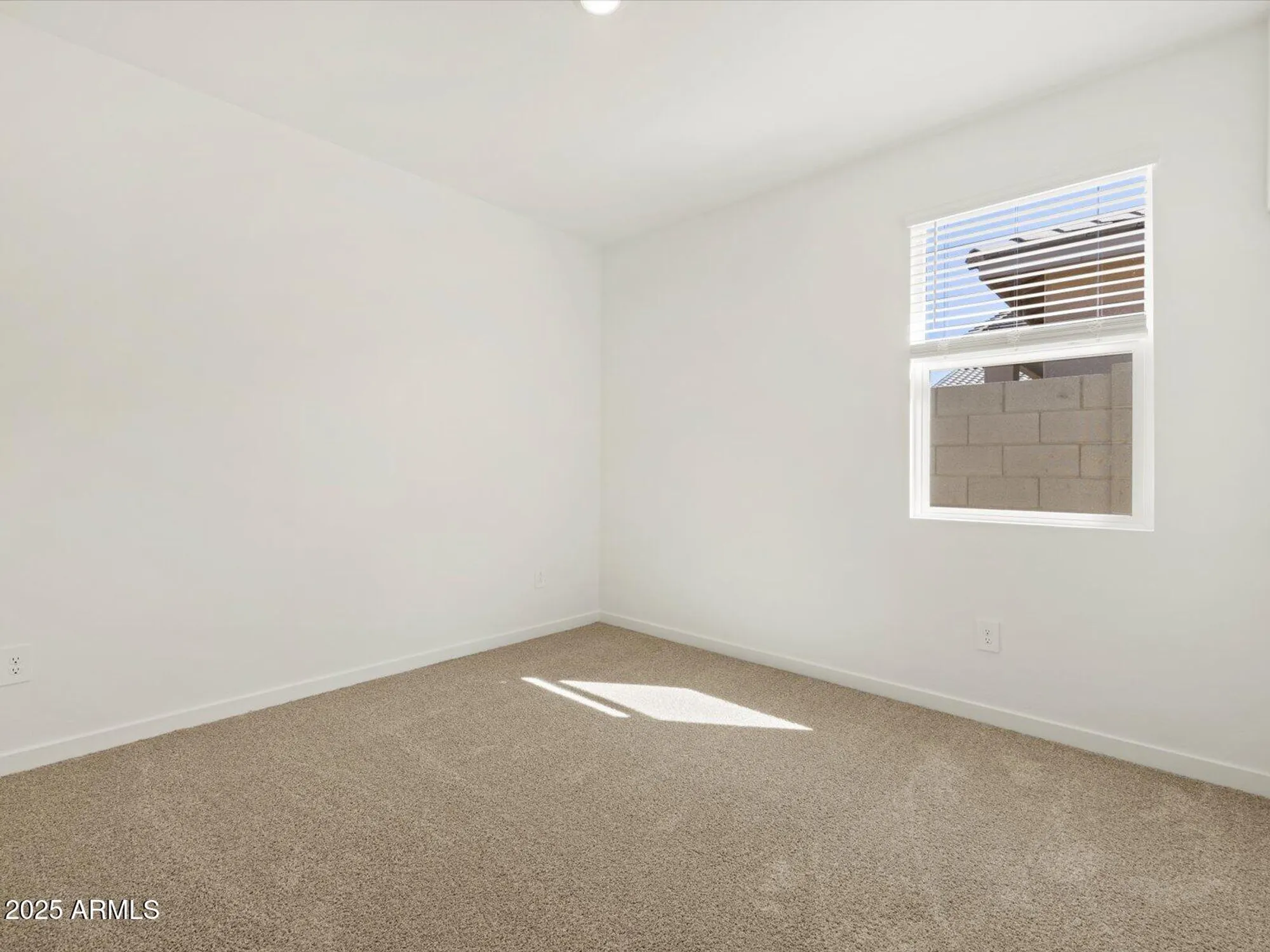 Property Slideshow image 16 of 85 | 8531 w yorktown ct, Florence, AZ, 85132