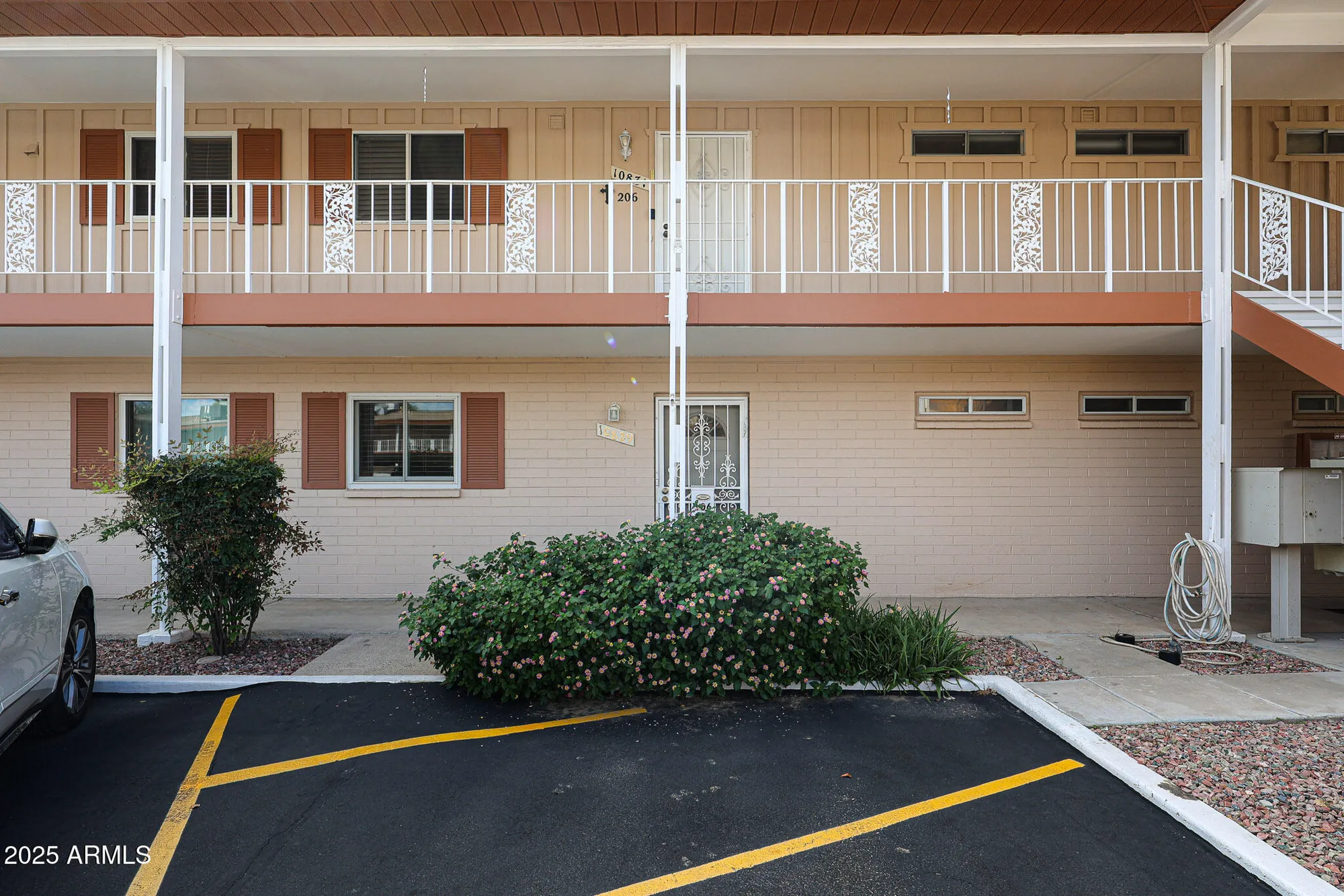 Property Slideshow image 3 of 19 | 10829 n fairway ct w # 106, Sun City, AZ, 85351