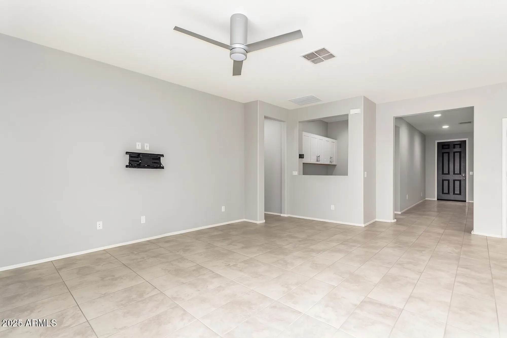 Property Slideshow image 8 of 32 | 41609 w summer wind way, Maricopa, AZ, 85138