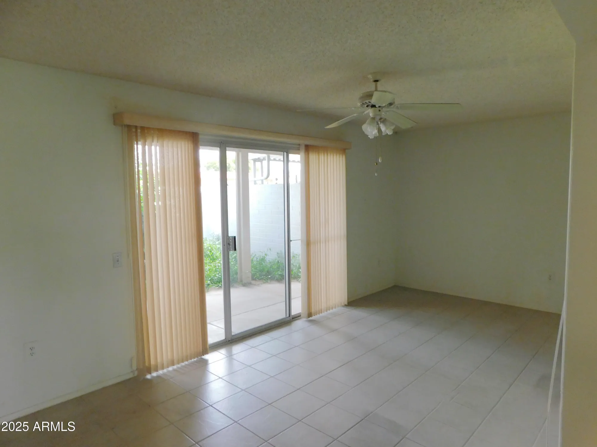 Property Slideshow image 5 of 11 | 13050 n 100th ave, Sun City, AZ, 85351