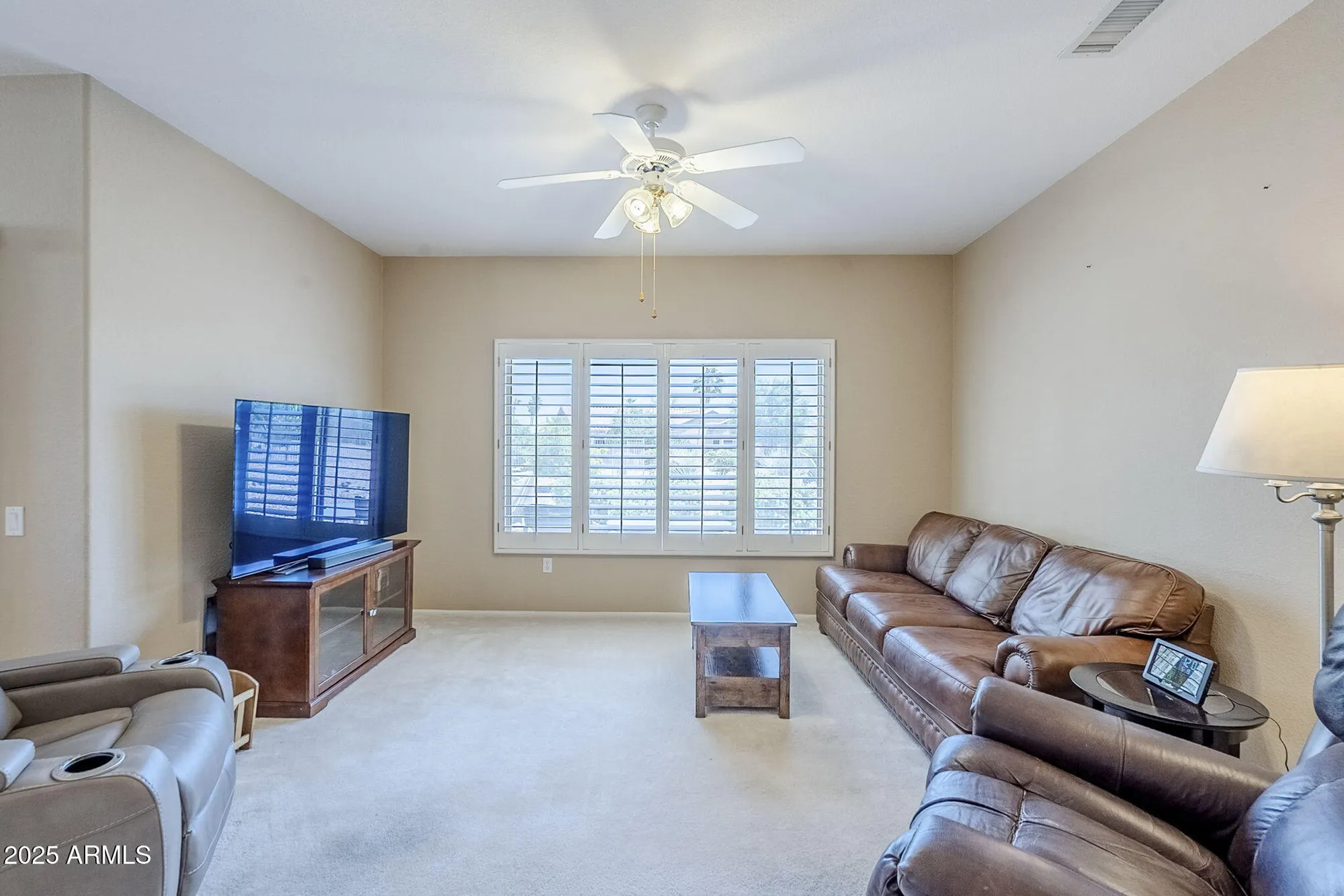 Property Slideshow image 9 of 46 | 15960 w indigo ln, Surprise, AZ, 85374
