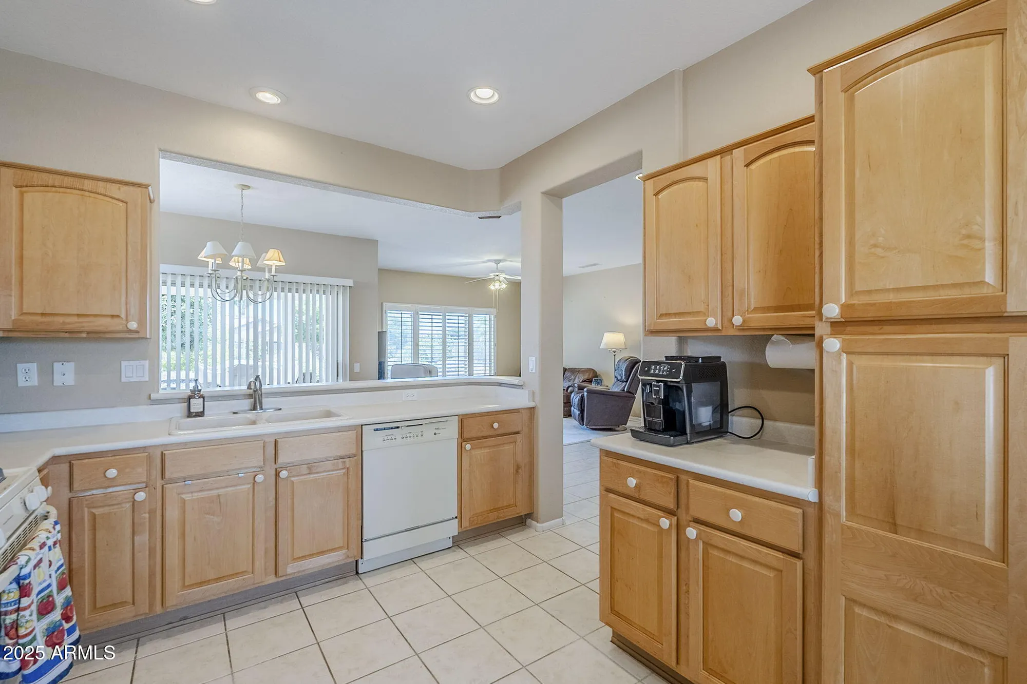 Property Slideshow image 13 of 46 | 15960 w indigo ln, Surprise, AZ, 85374