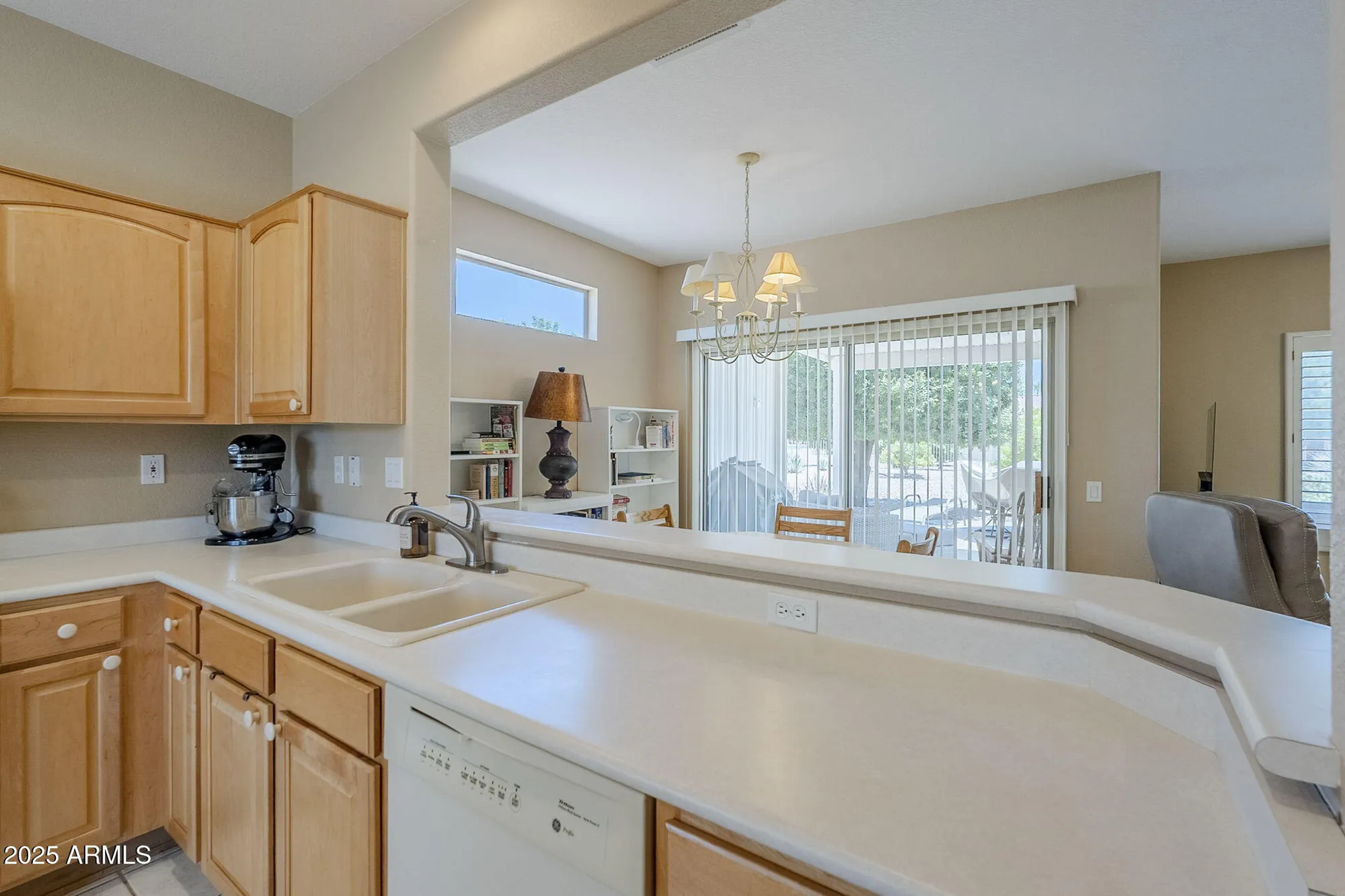 Property Slideshow image 15 of 46 | 15960 w indigo ln, Surprise, AZ, 85374