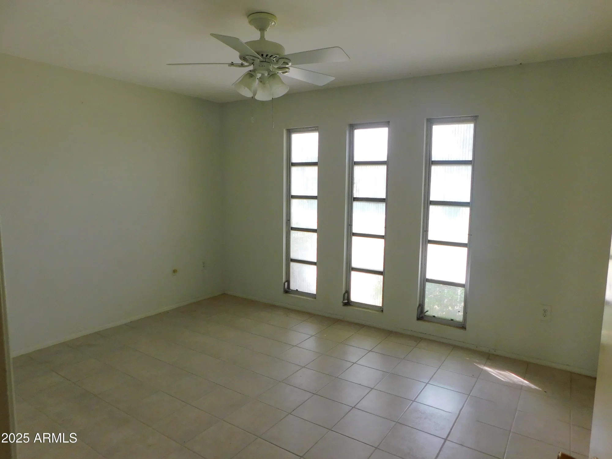 Property Slideshow image 9 of 11 | 13050 n 100th ave, Sun City, AZ, 85351