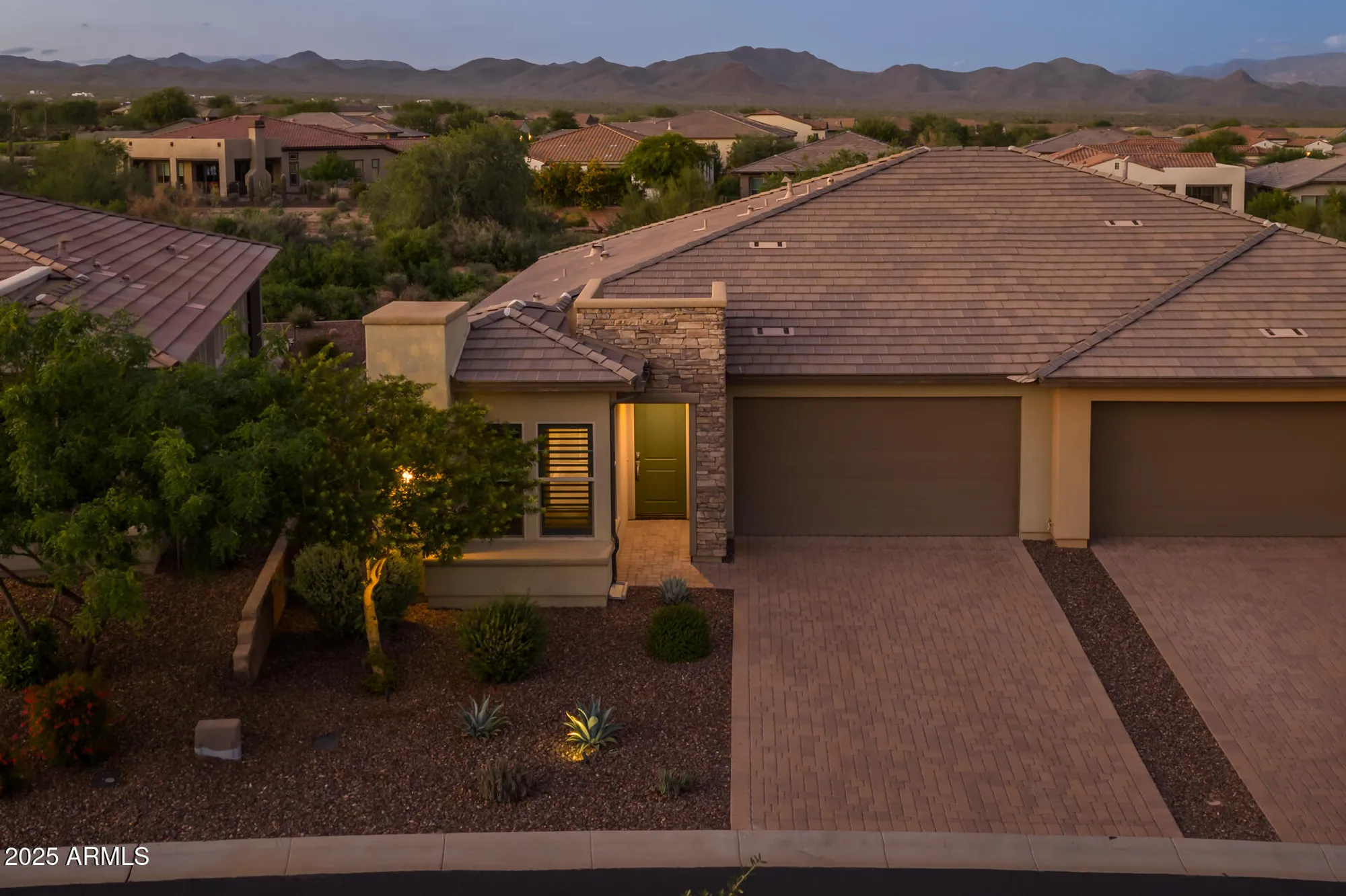 Property Slideshow image 1 of 82 | 17662 e chevelon canyon cir, Rio Verde, AZ, 85263