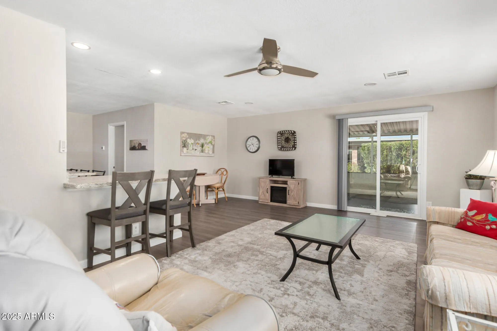 Property Slideshow image 19 of 31 | 26443 s lakeview dr, Sun Lakes, AZ, 85248