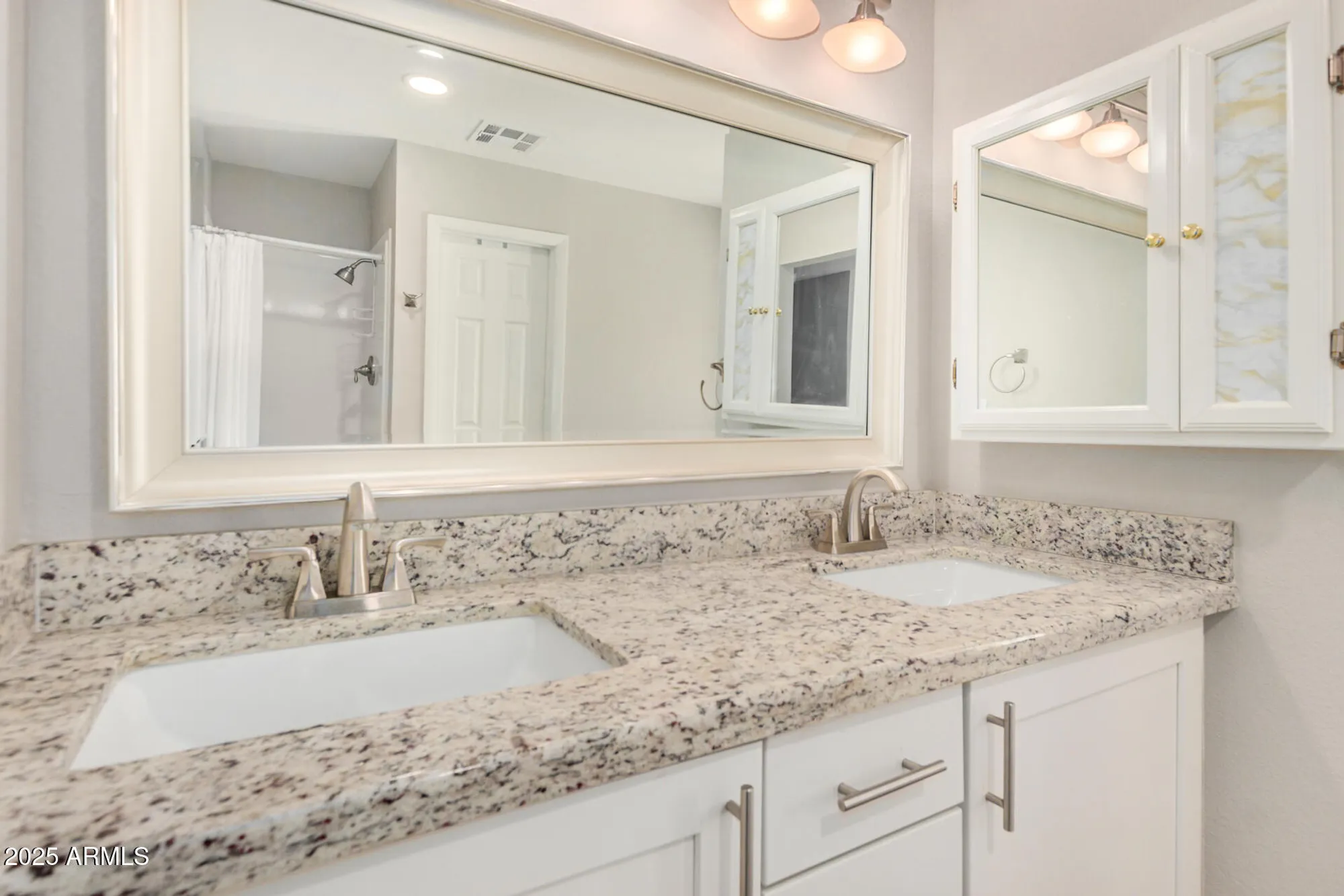 Property Slideshow image 23 of 31 | 26443 s lakeview dr, Sun Lakes, AZ, 85248