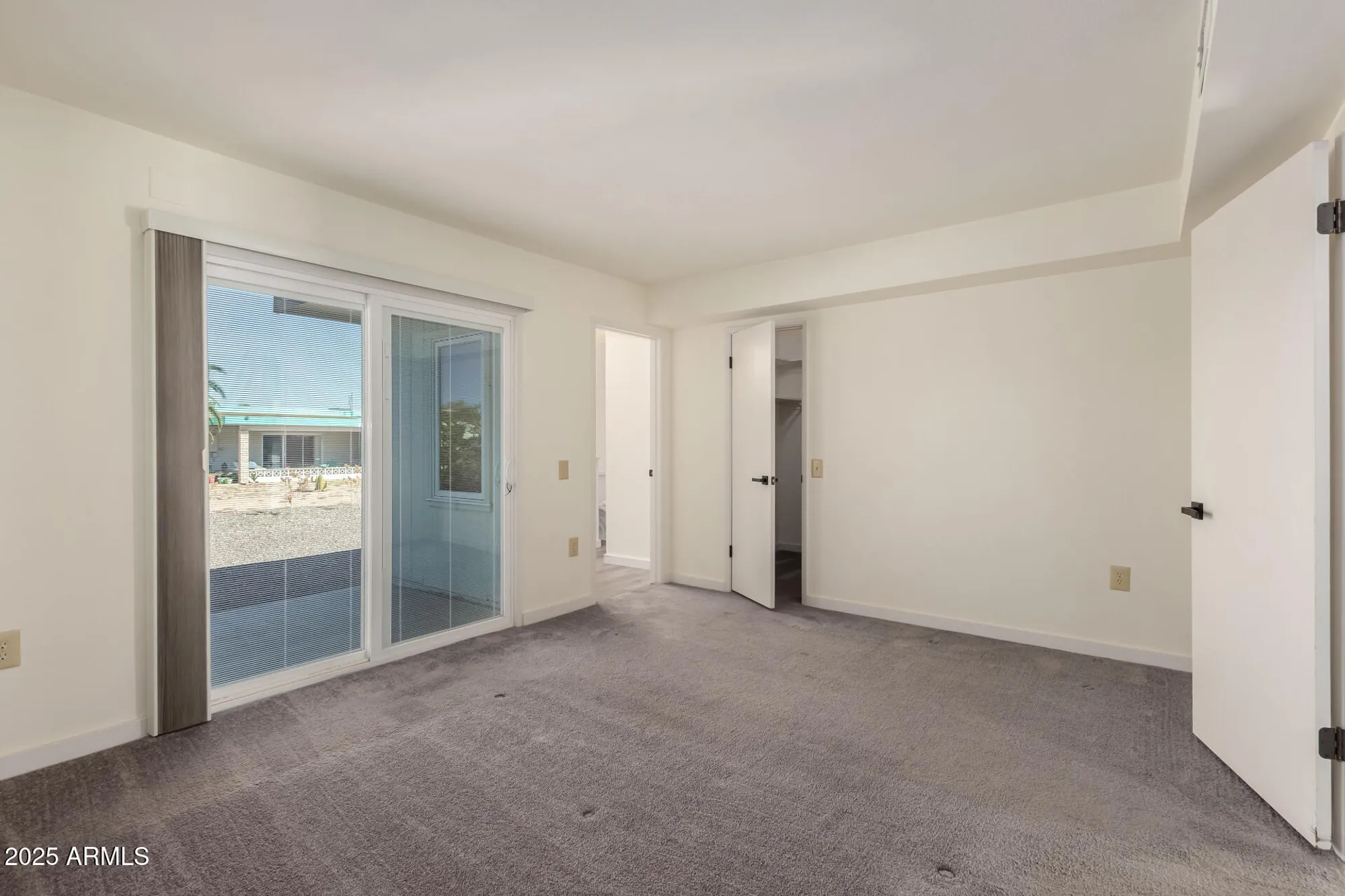 Property Slideshow image 16 of 34 | 10830 w willowbrook dr, Sun City, AZ, 85373