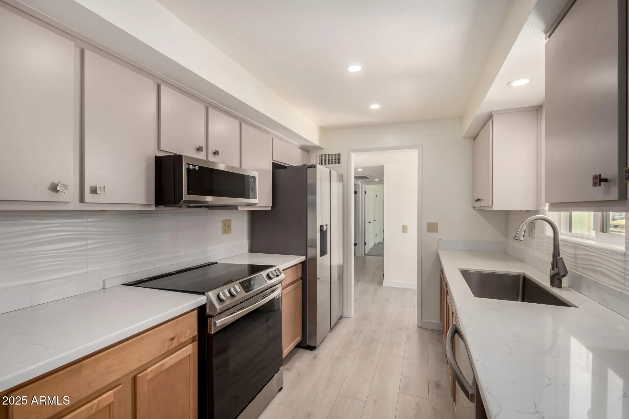 Property Slideshow image 11 of 34 | 10830 w willowbrook dr, Sun City, AZ, 85373