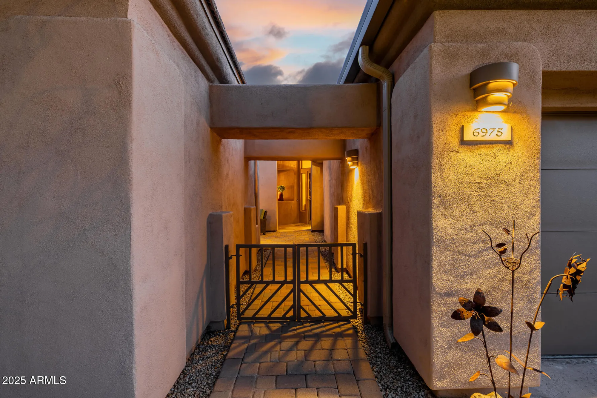 Property Slideshow image 4 of 81 | 6975 e hibiscus way, Scottsdale, AZ, 85266