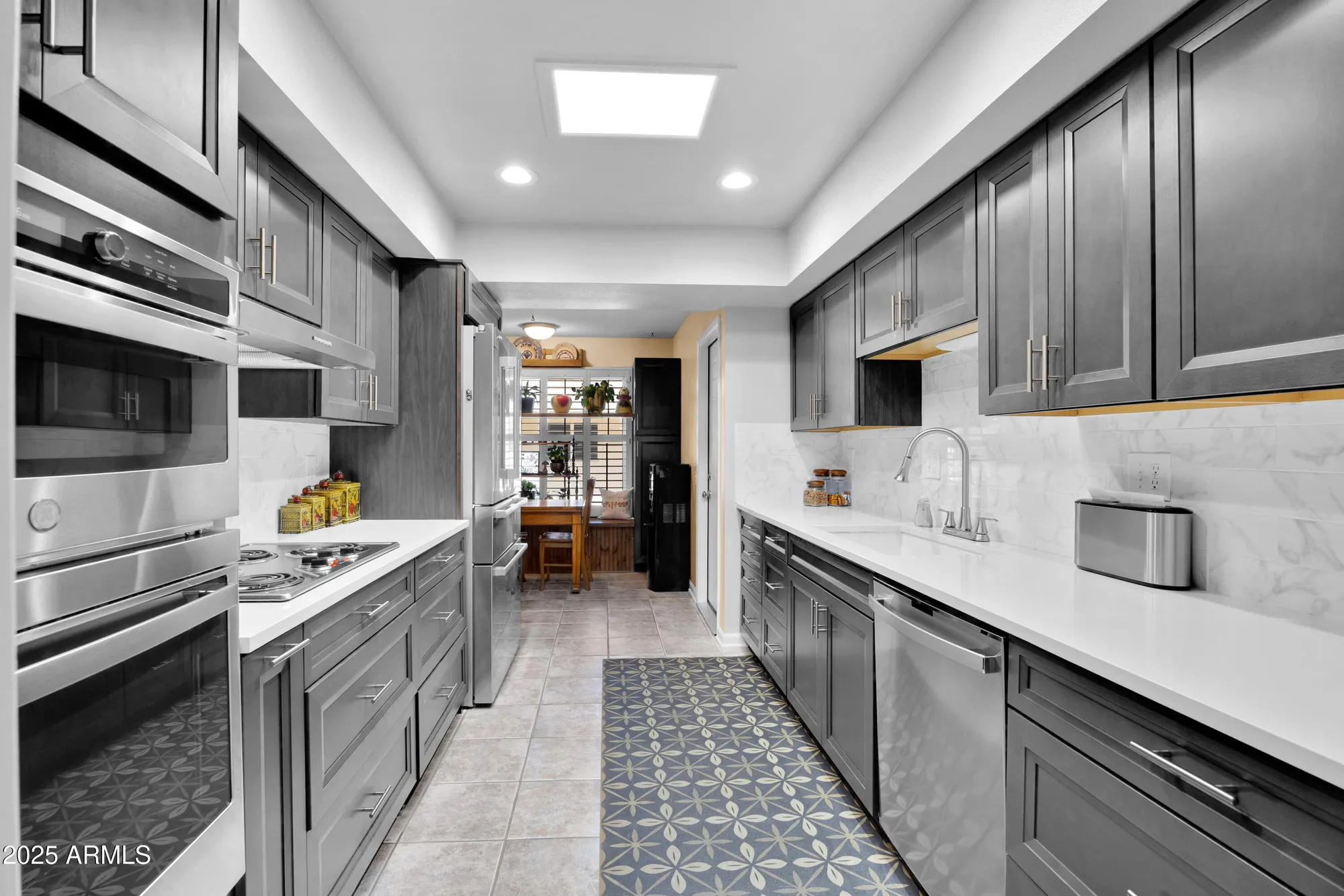 Property Slideshow image 2 of 26 | 18835 n mayan dr, Sun City, AZ, 85373