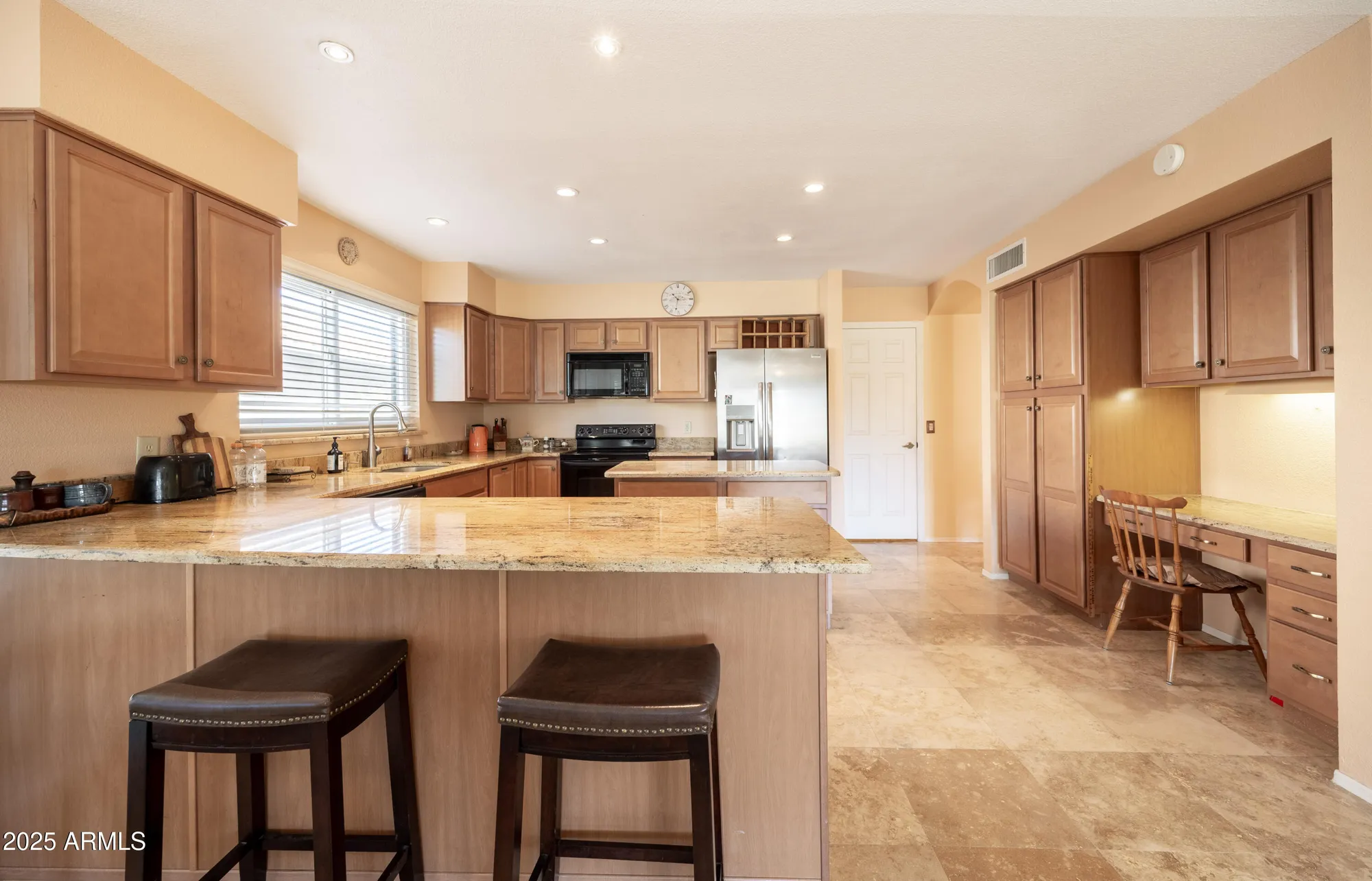 Property Slideshow image 20 of 33 | 9237 w kimberly way, Peoria, AZ, 85382