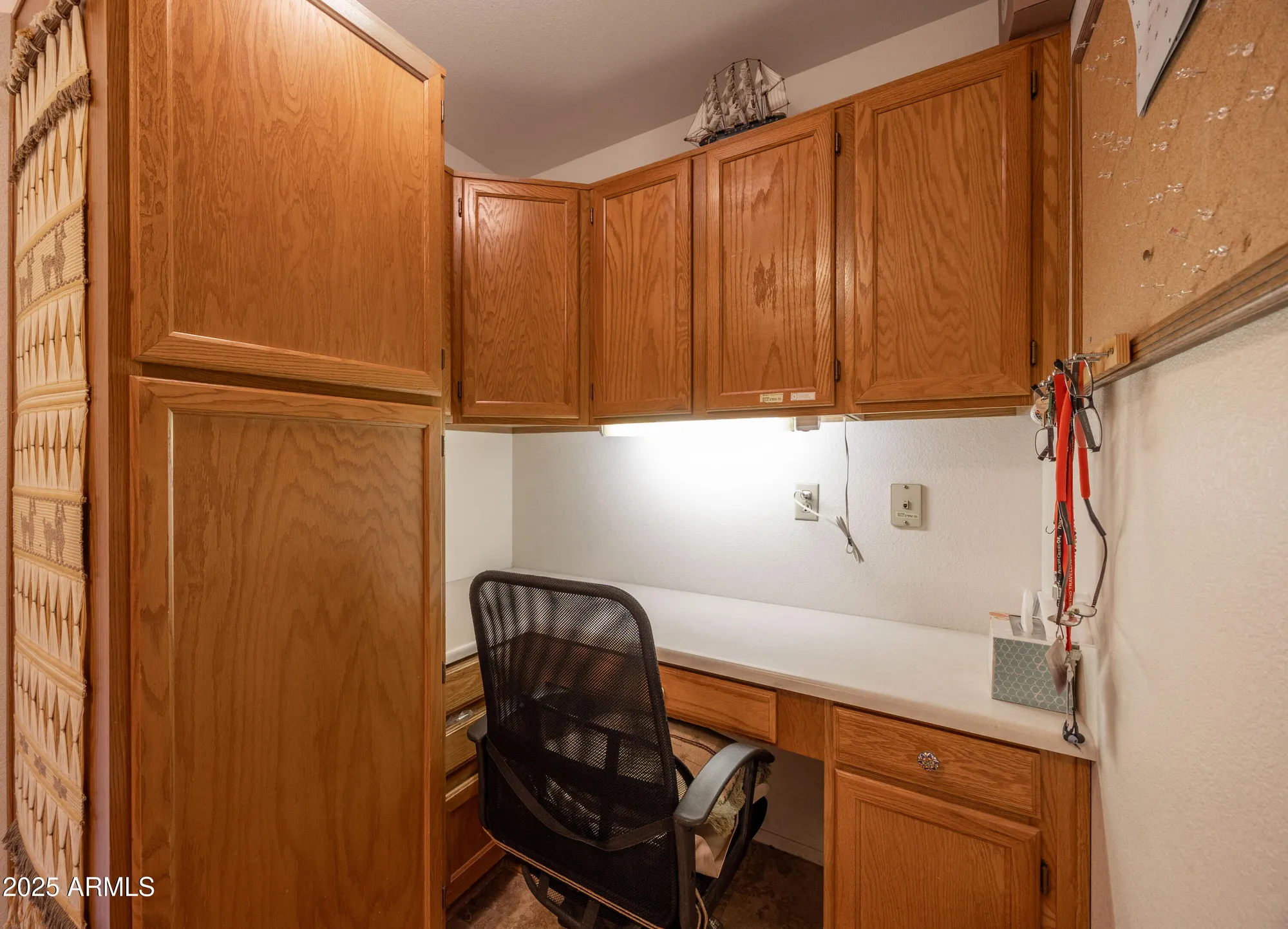 Property Slideshow image 26 of 33 | 9237 w kimberly way, Peoria, AZ, 85382