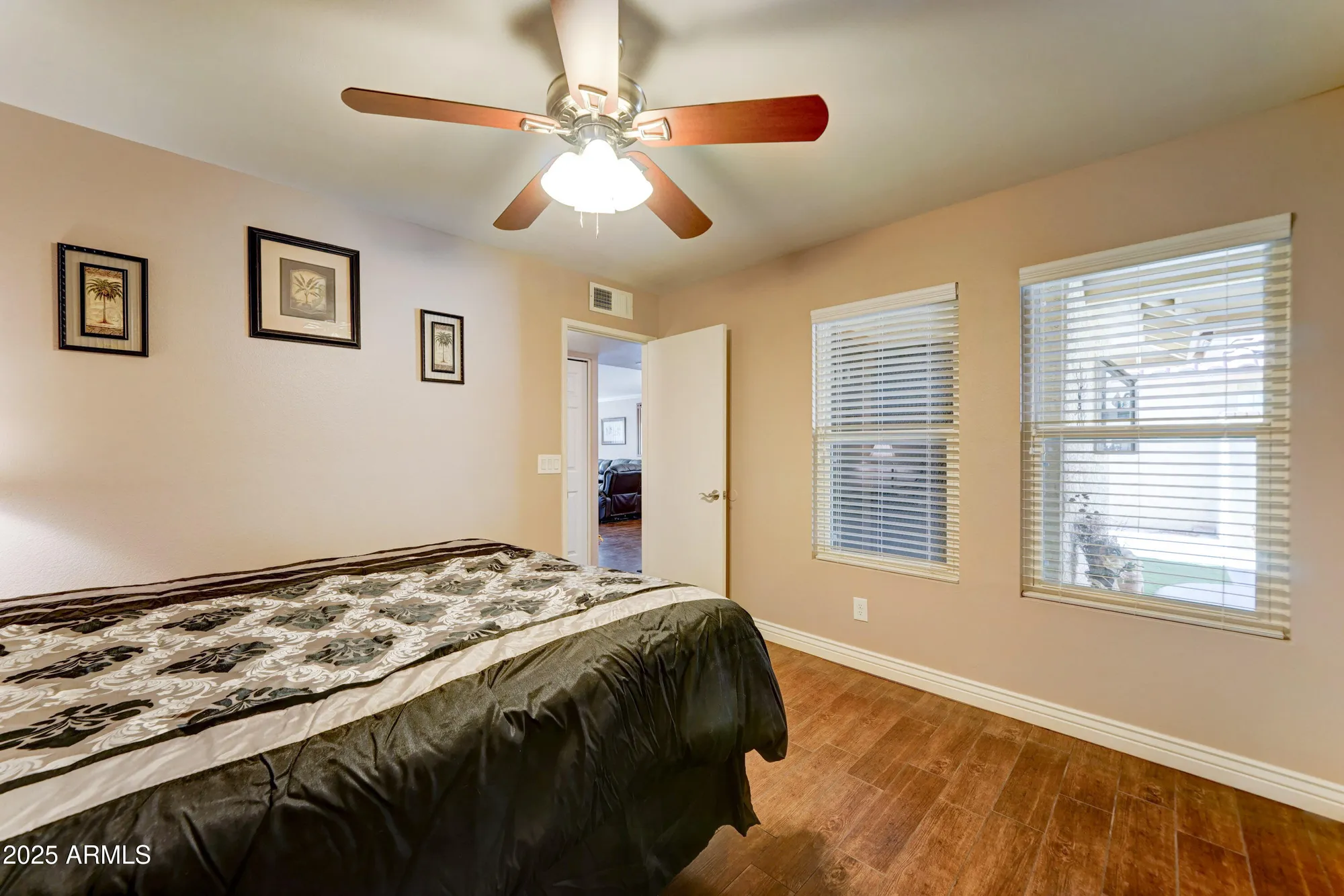 Property Slideshow image 13 of 32 | 4761 e ute ct, Phoenix, AZ, 85044