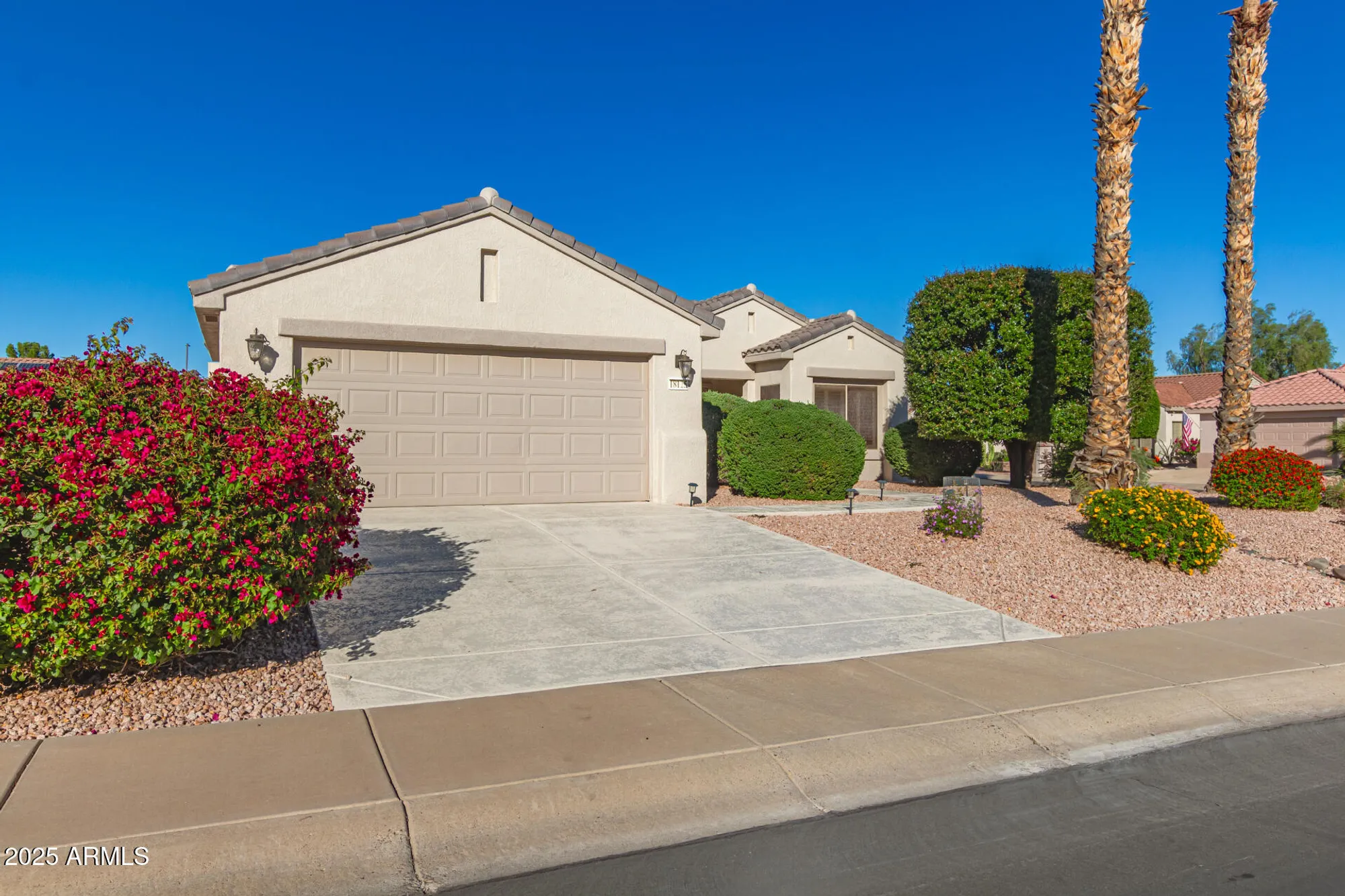Property Slideshow image 3 of 29 | 18125 n villa bella dr, Surprise, AZ, 85374