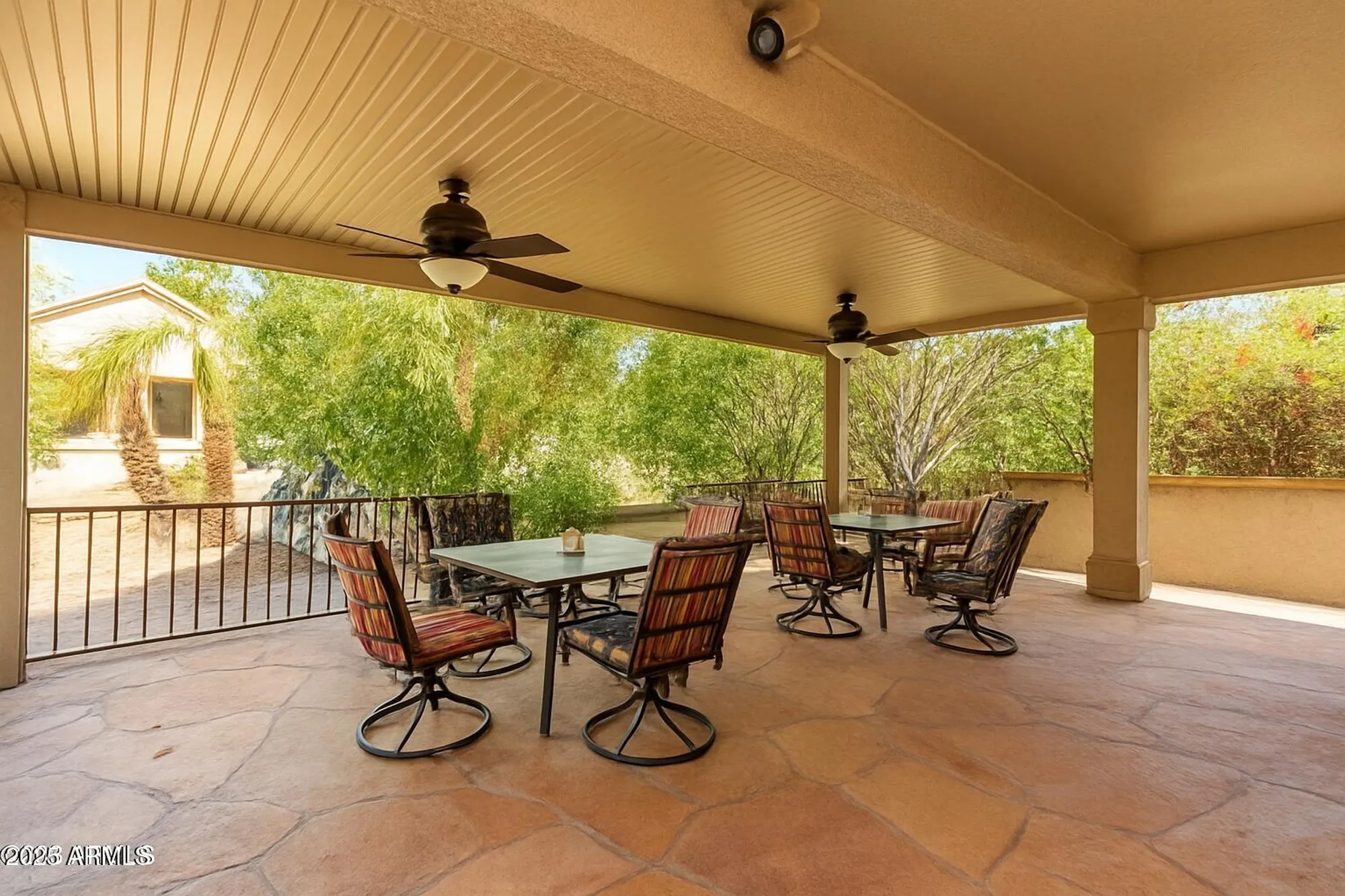 Property Slideshow image 27 of 37 | 18321 n kokopelli ct, Surprise, AZ, 85374