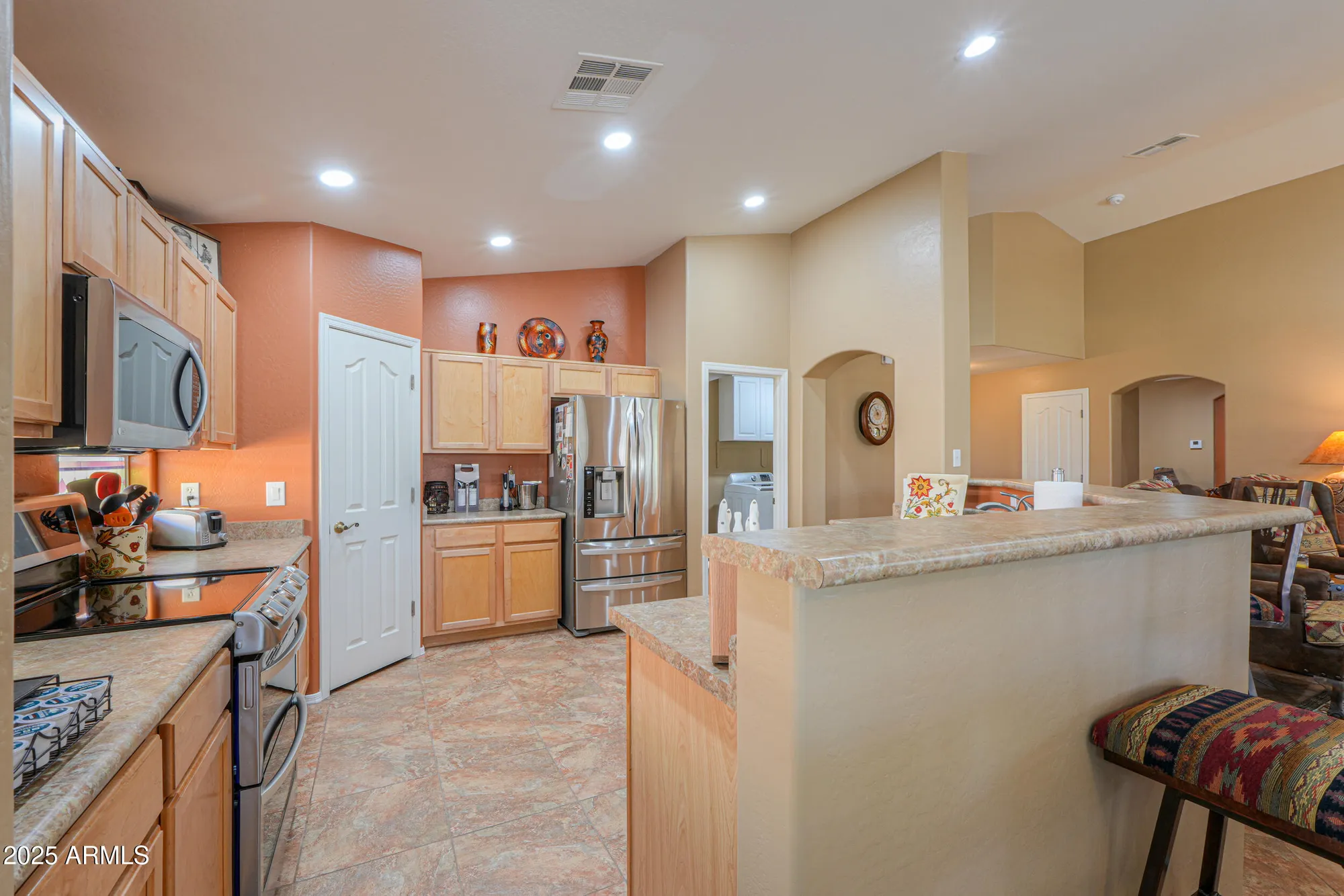 Property Slideshow image 13 of 41 | 123 s lucia ln, Casa Grande, AZ, 85194