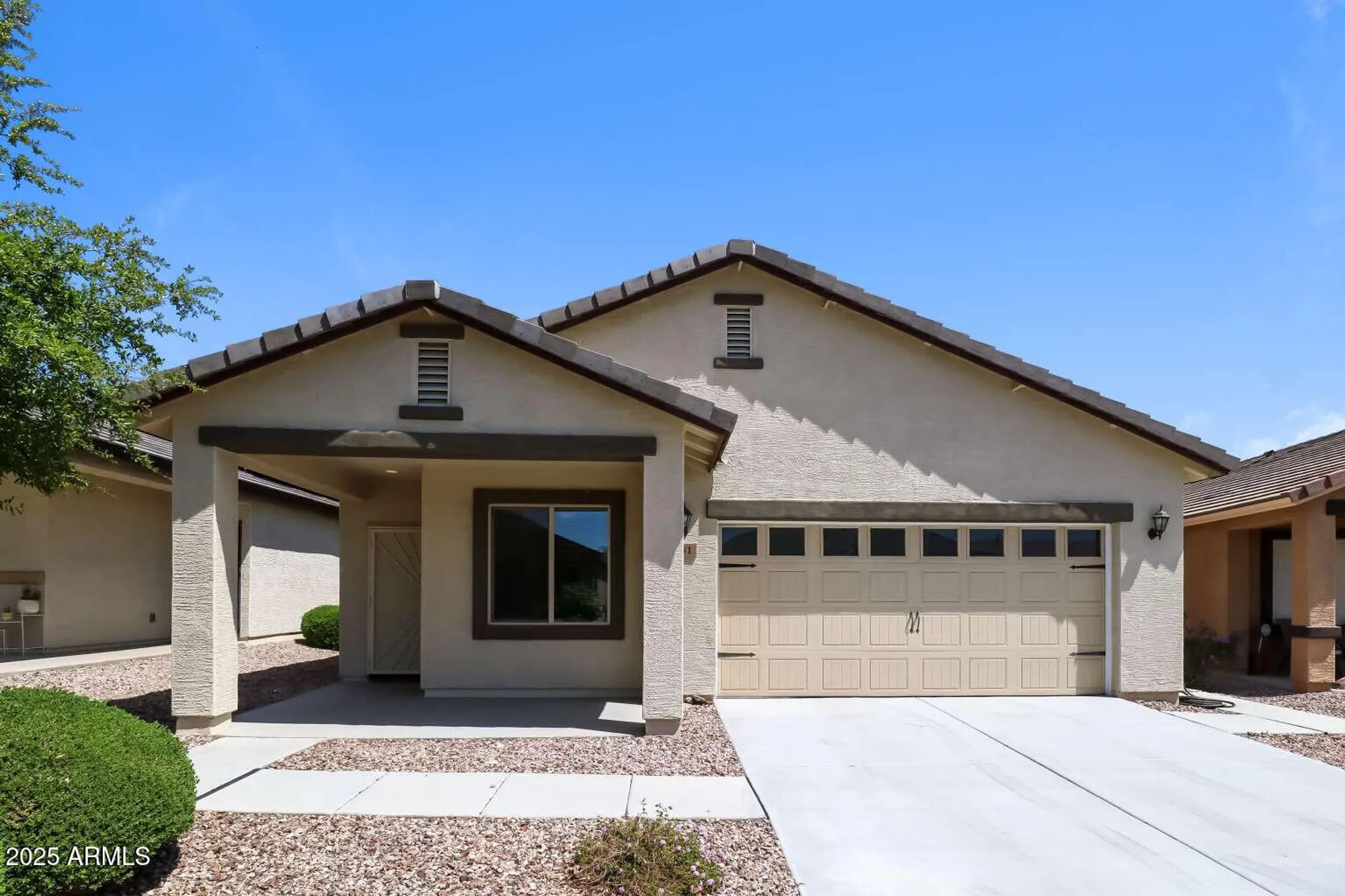 Property Slideshow image 1 of 16 | 181 s 225th ln, Buckeye, AZ, 85326
