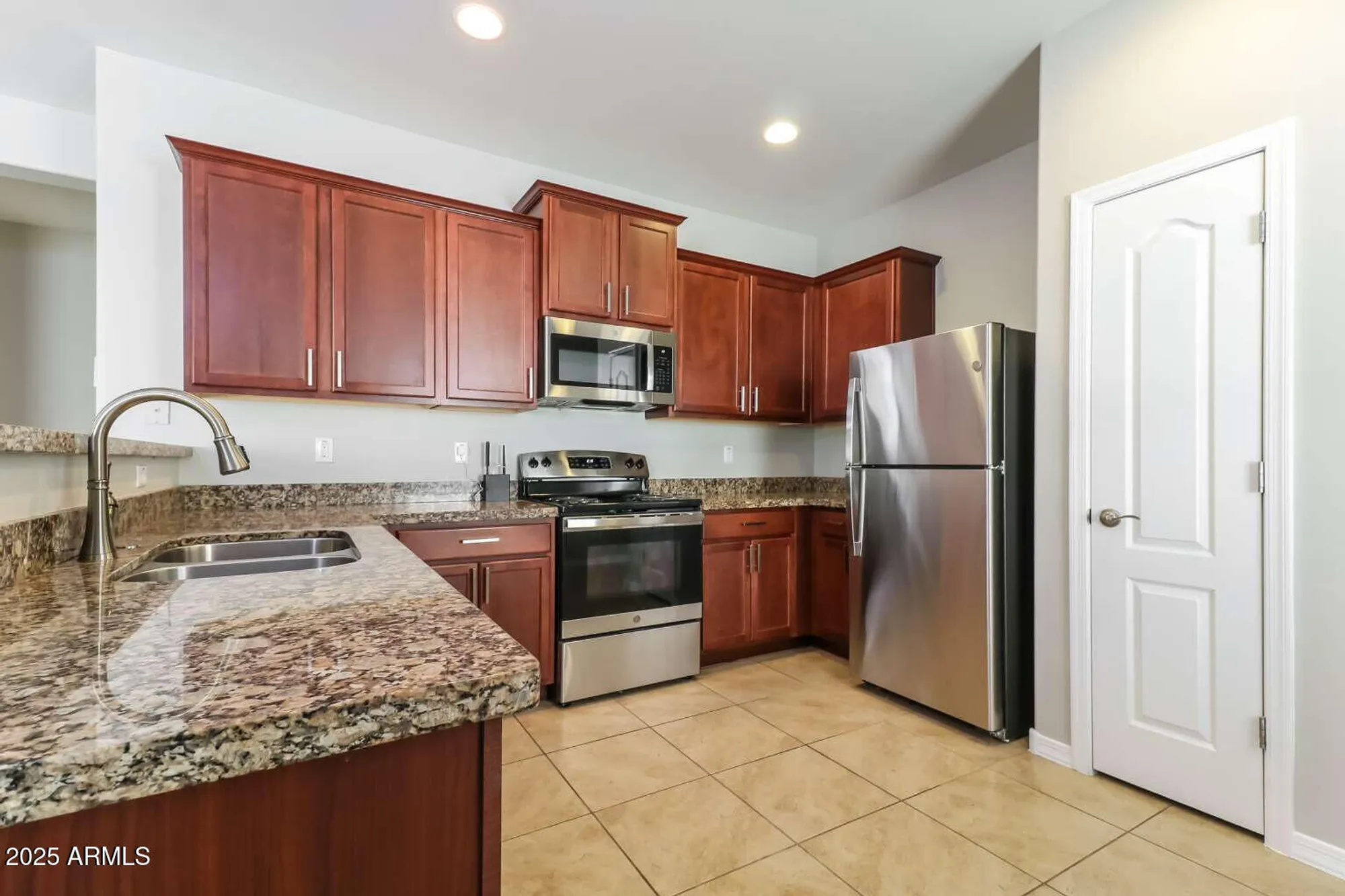 Property Slideshow image 6 of 16 | 181 s 225th ln, Buckeye, AZ, 85326