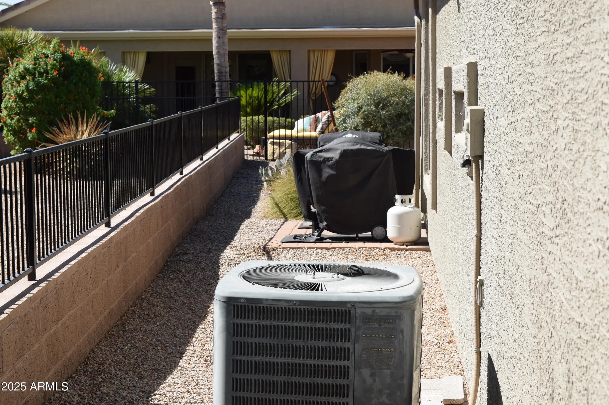Property Slideshow image 4 of 33 | 131 s verde ln, Casa Grande, AZ, 85194