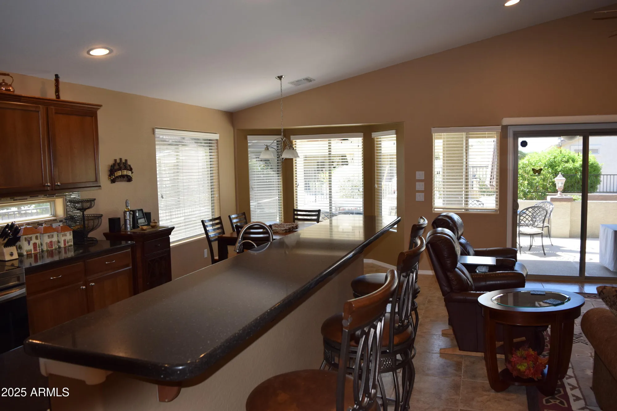 Property Slideshow image 16 of 33 | 131 s verde ln, Casa Grande, AZ, 85194