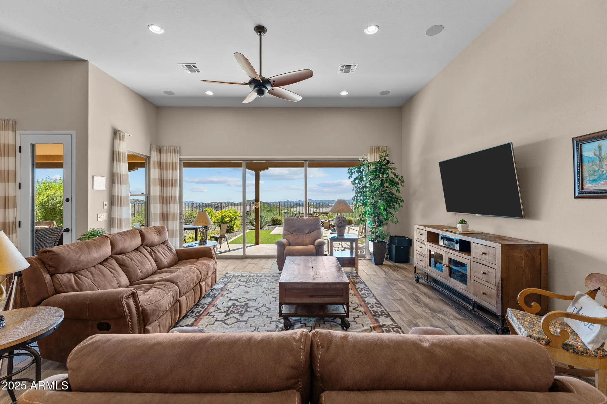 Property Slideshow image 17 of 36 | 3255 josey wales way, Wickenburg, AZ, 85390