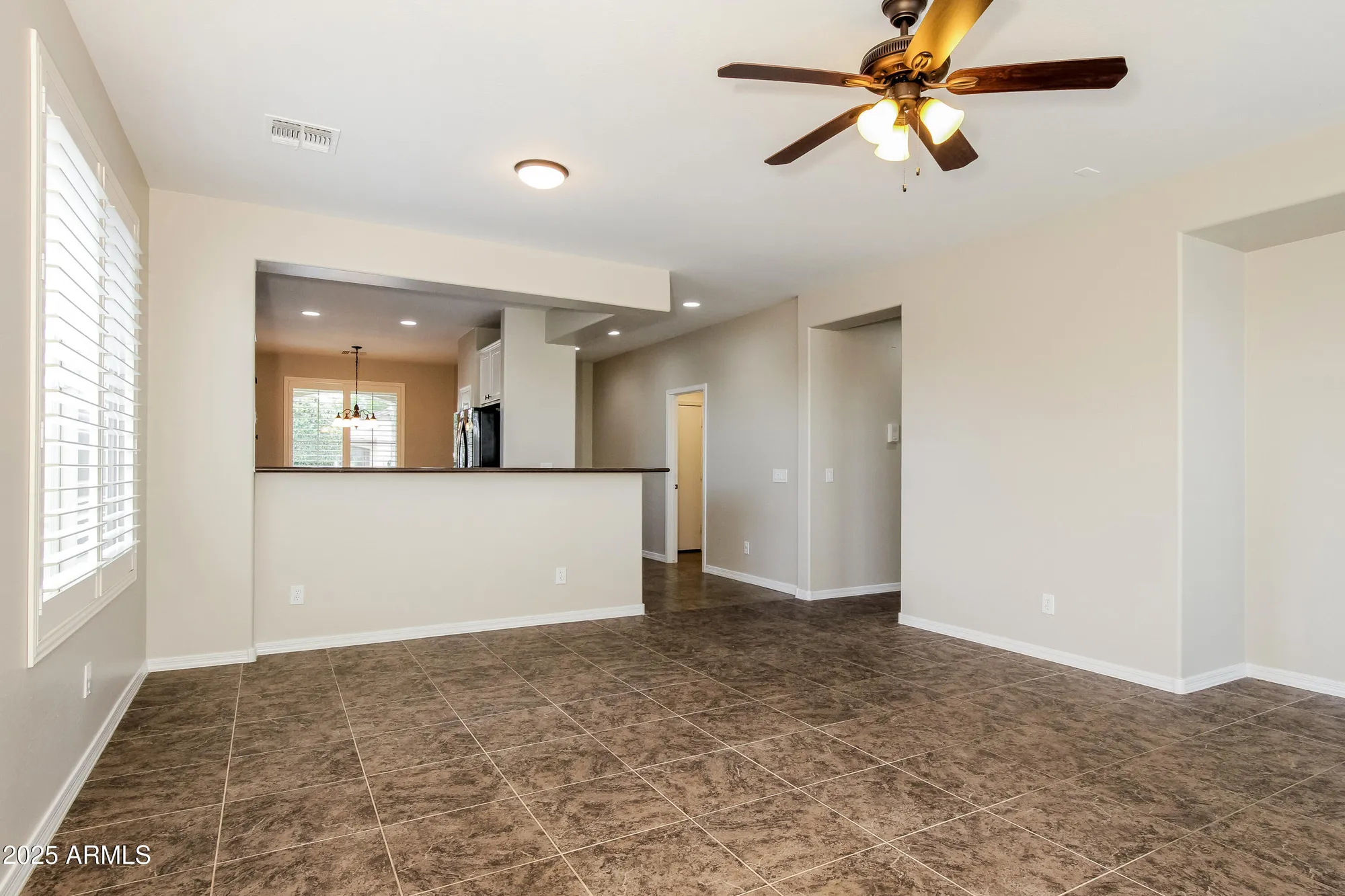 Property Slideshow image 6 of 16 | 718 w twin peaks pkwy, San Tan Valley, AZ, 85143