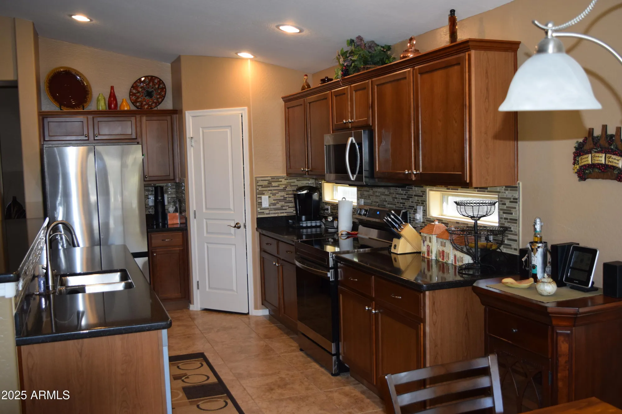 Property Slideshow image 11 of 33 | 131 s verde ln, Casa Grande, AZ, 85194